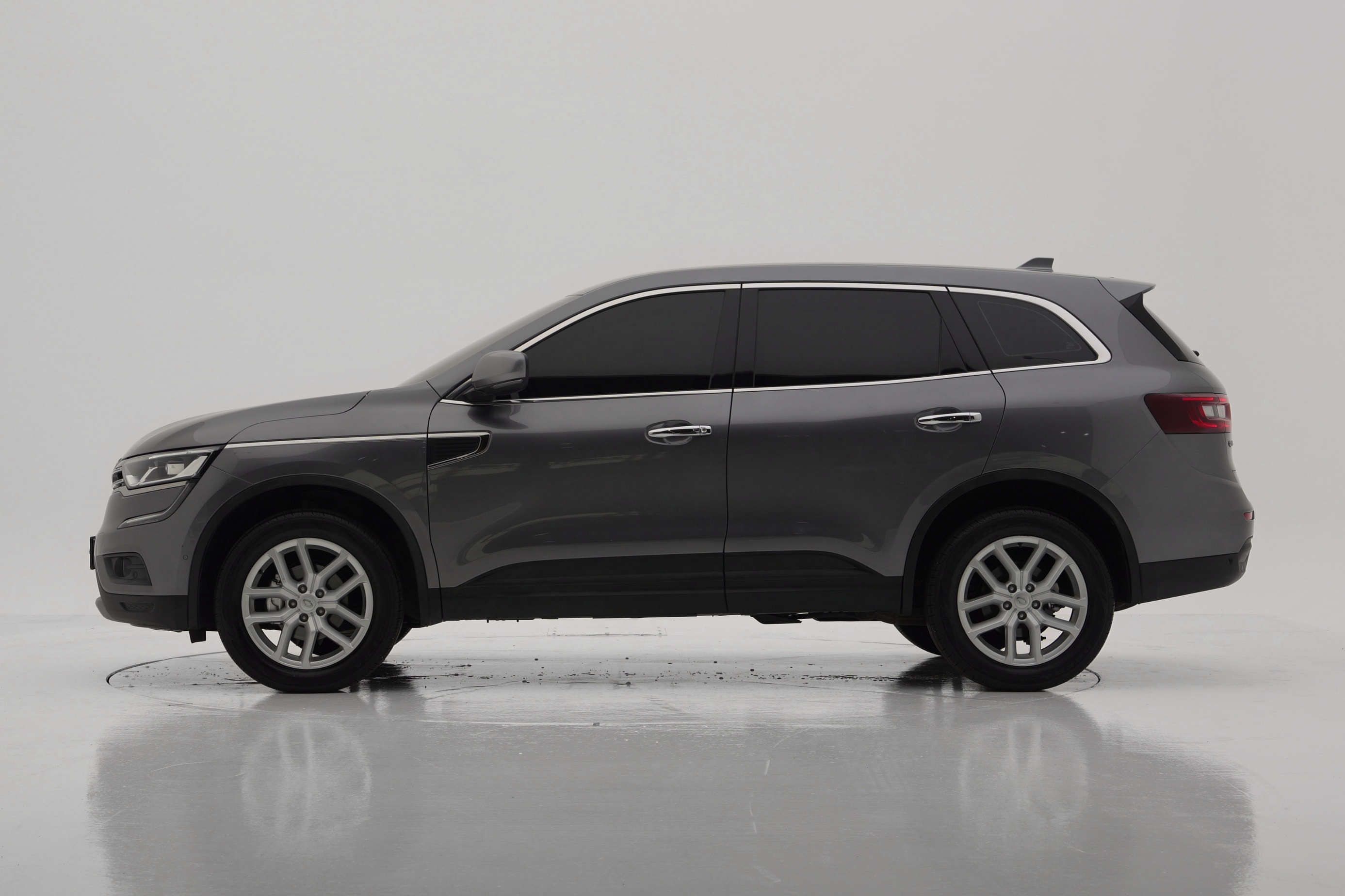 Renault Korea QM6 Бензин 2WD LE