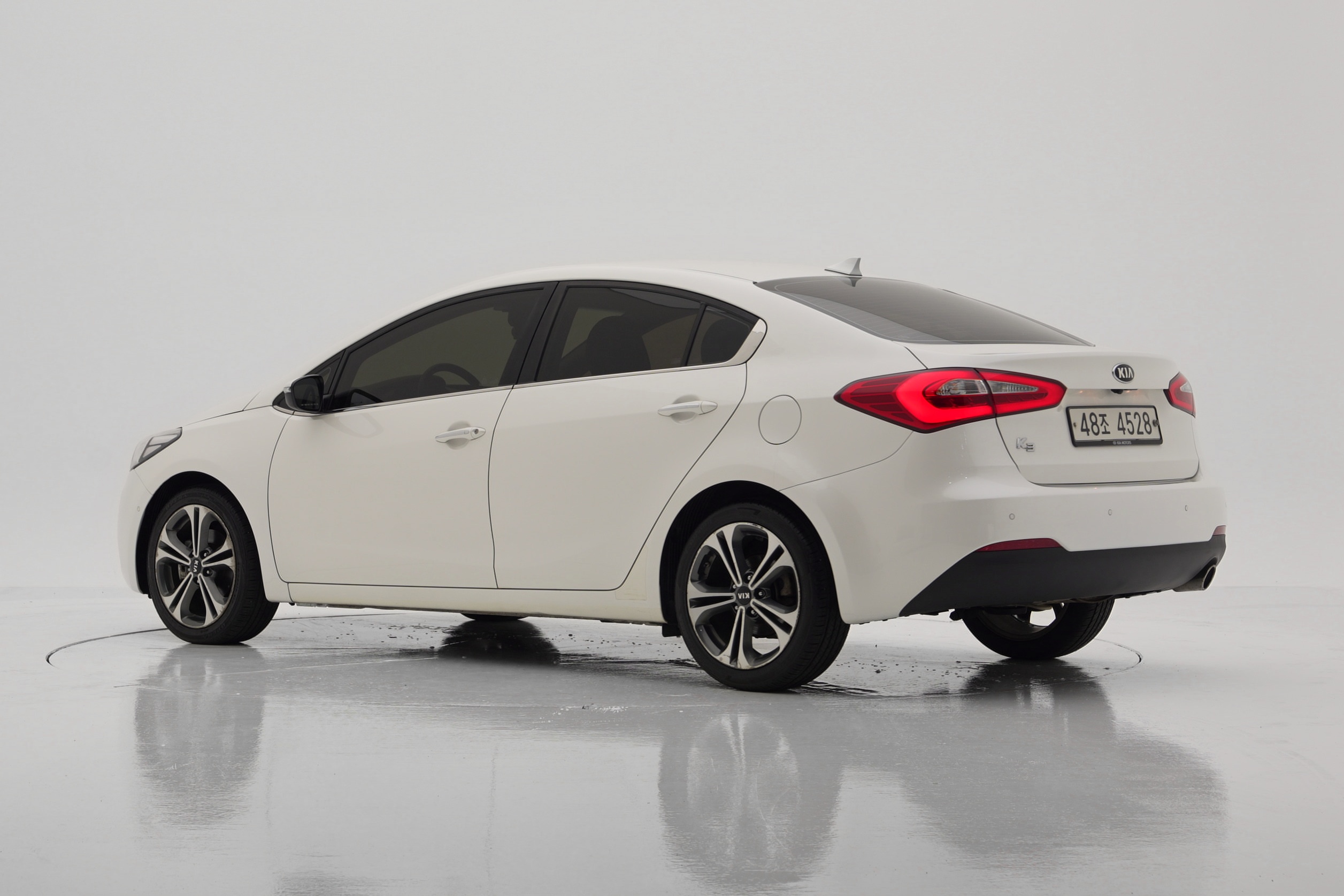 Kia K3 Noblesse