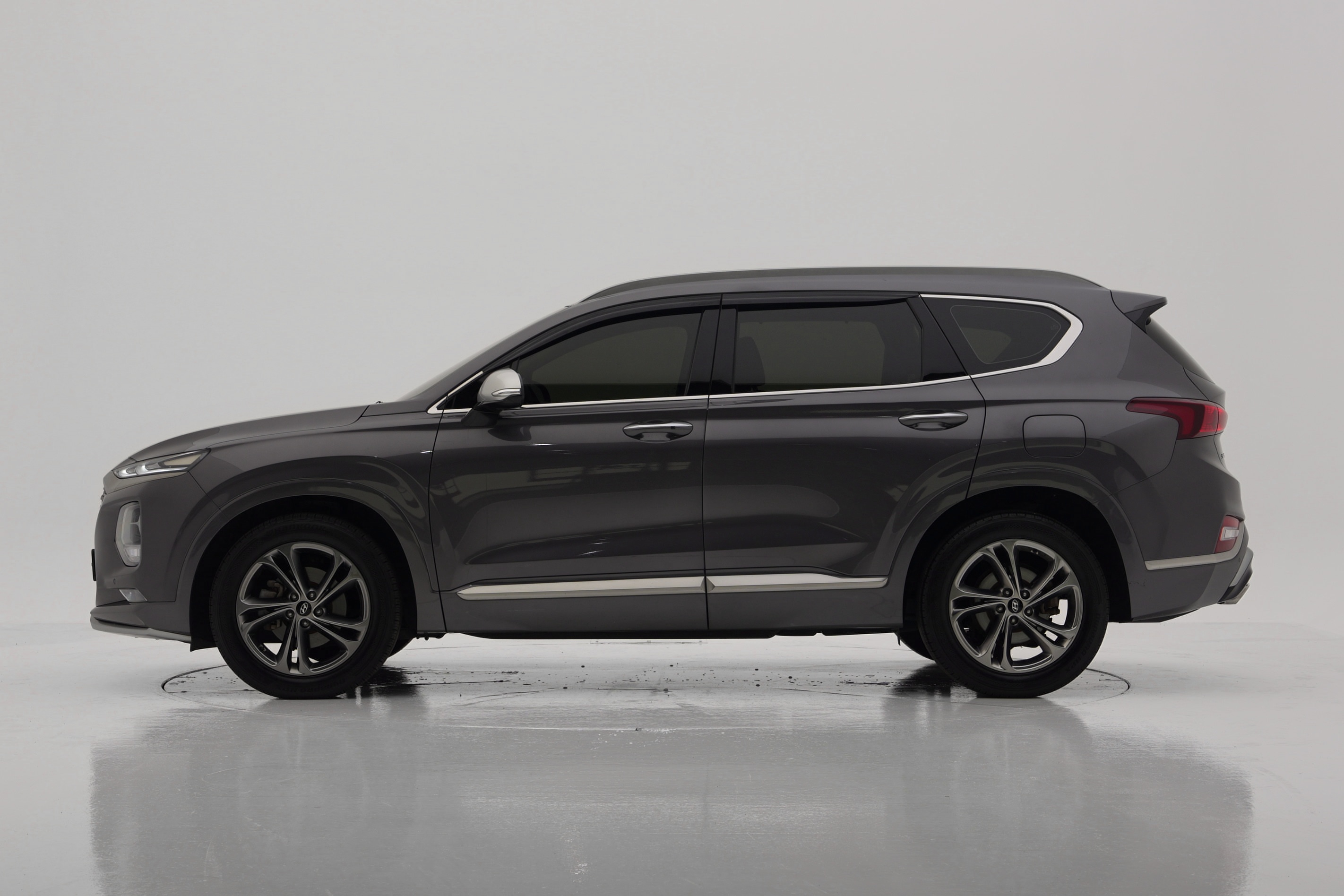 Hyundai Santa Fe Prestige 5 мест