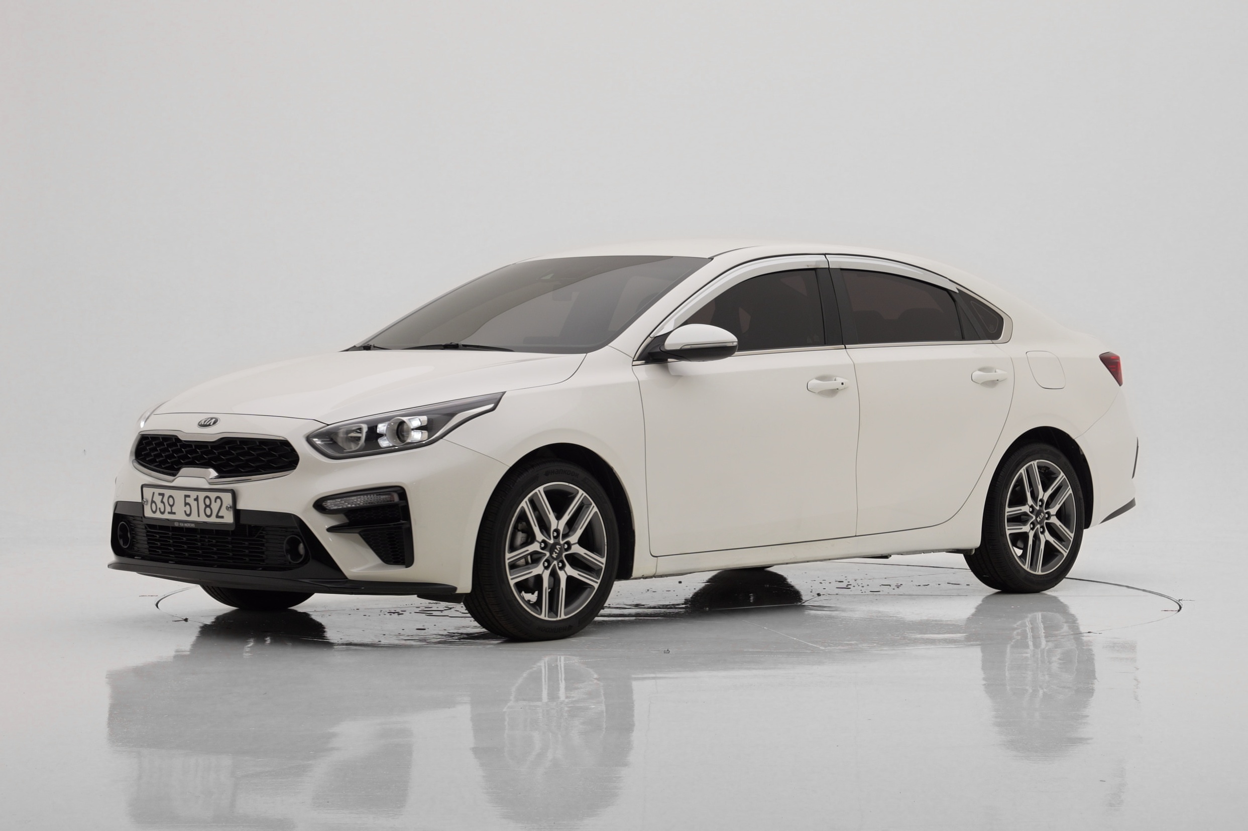 Kia K3 Luxury
