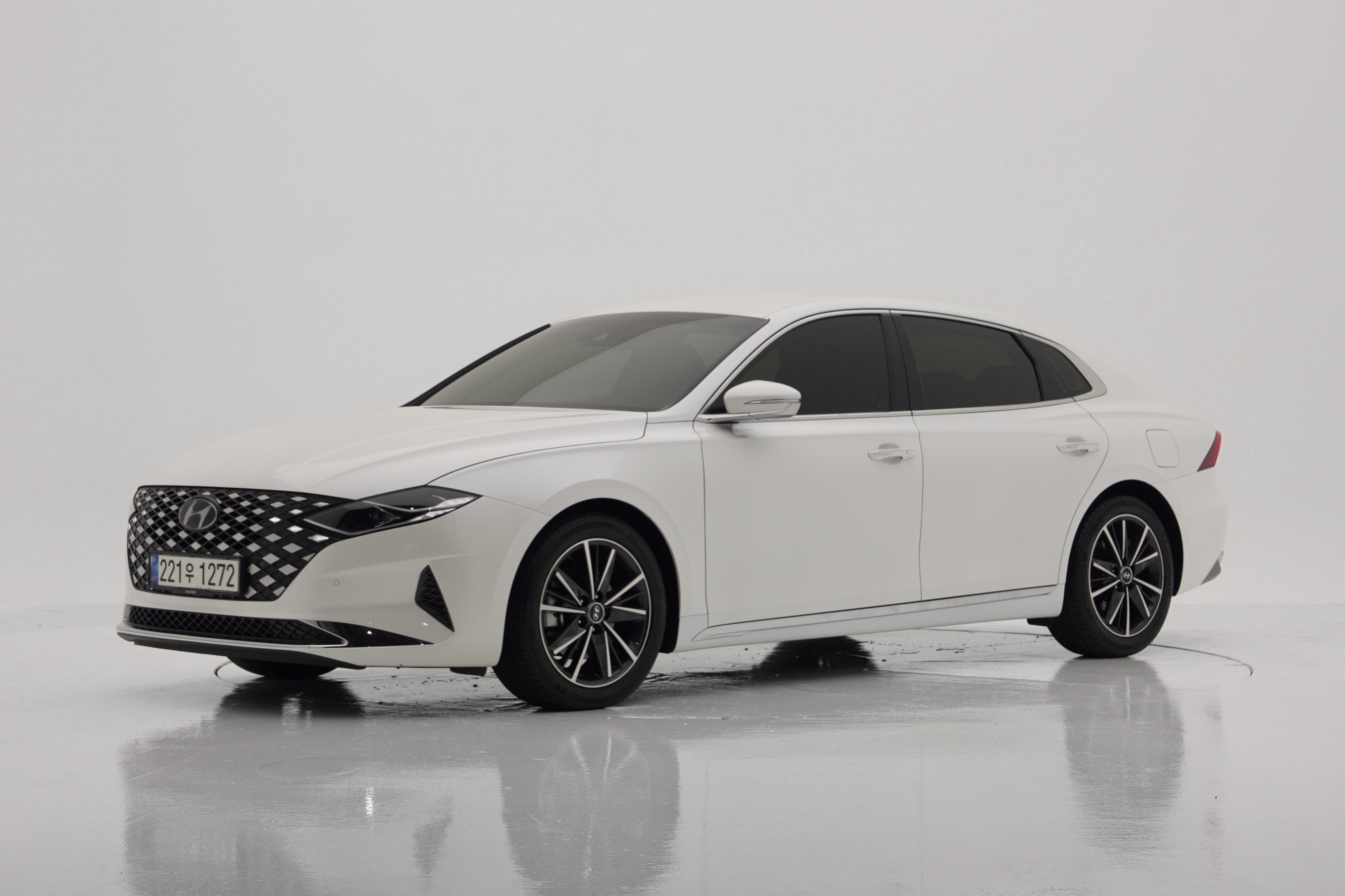 Hyundai Grandeur Premium
