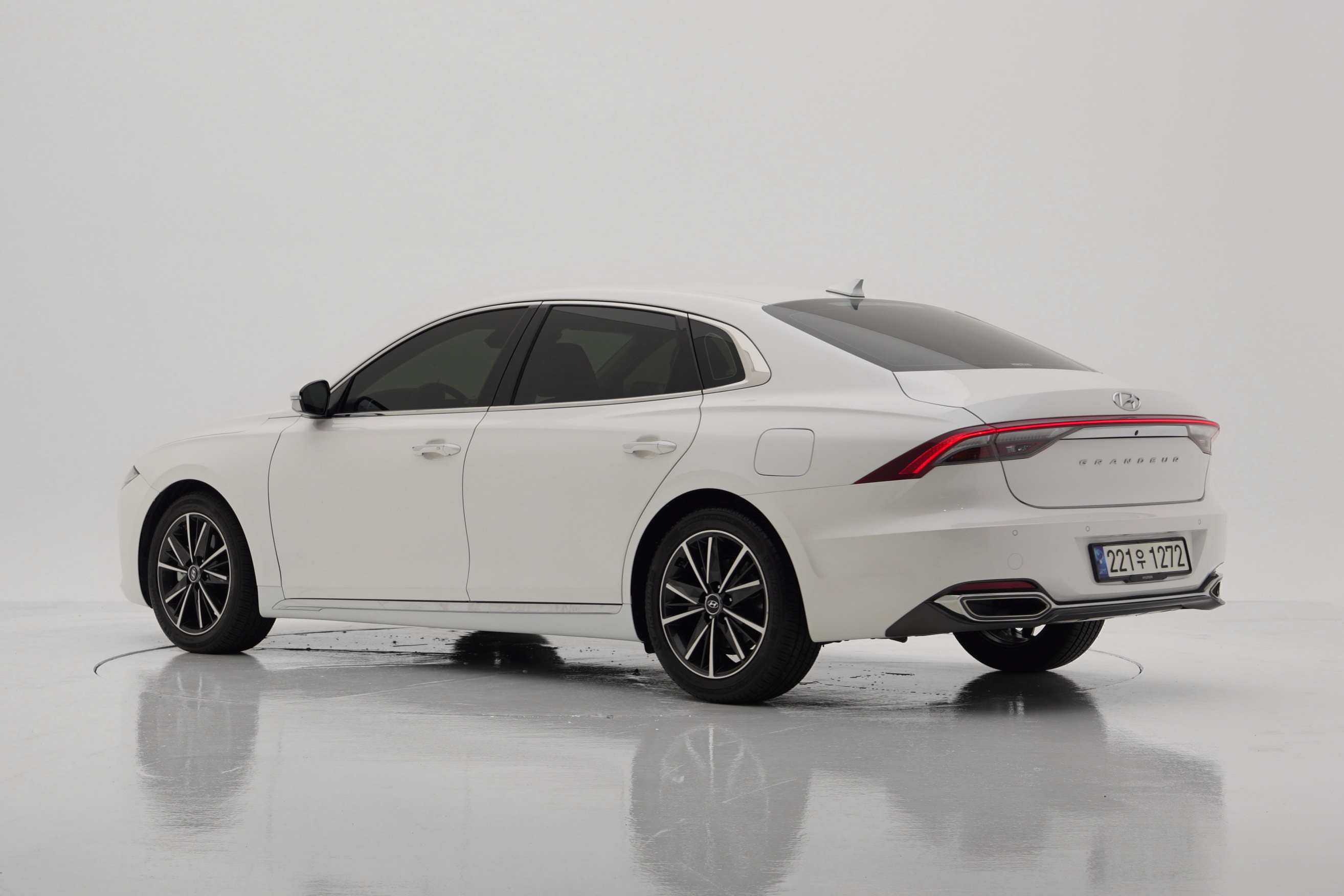 Hyundai Grandeur Premium
