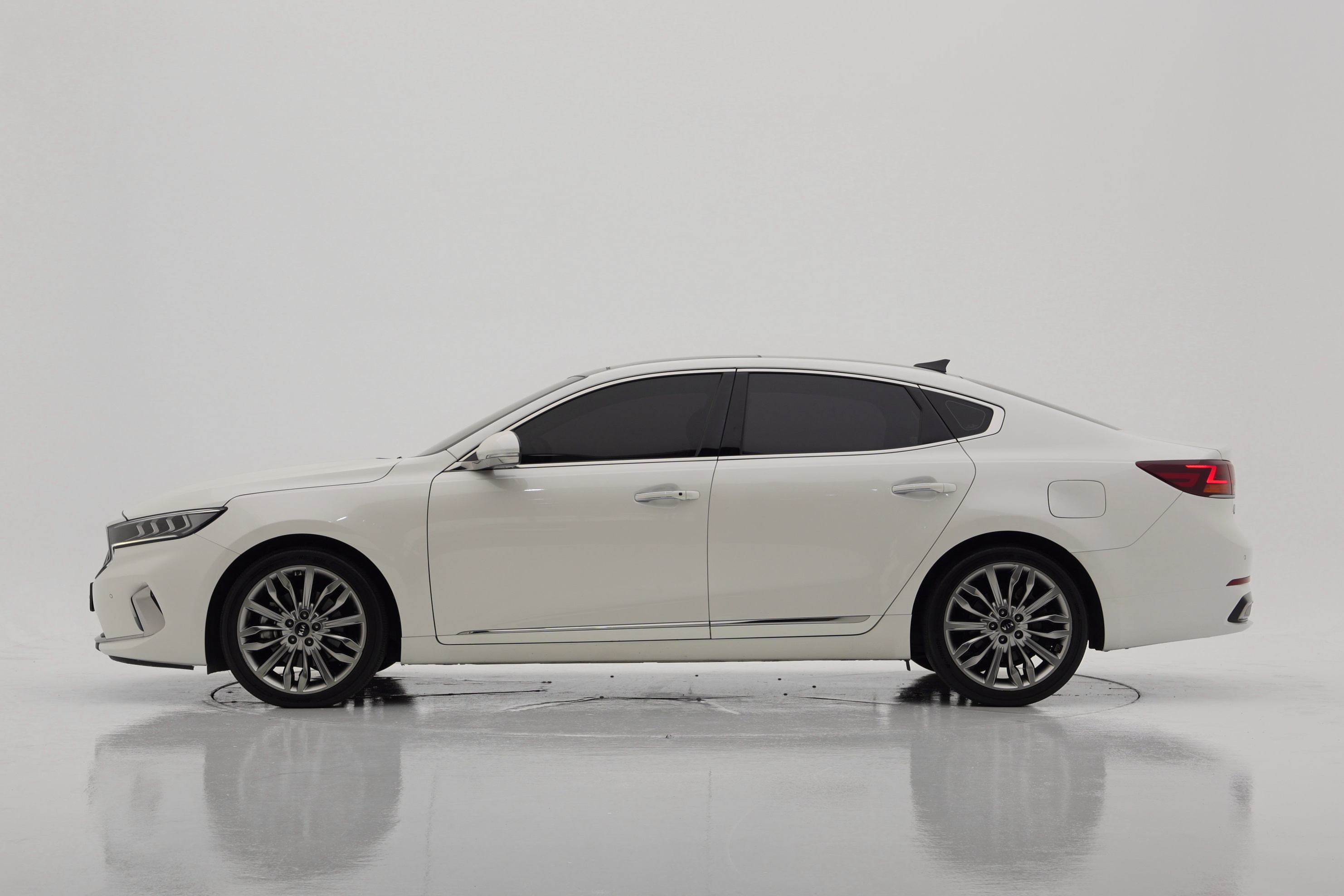 Kia K7 3.0 GDI Noblesse
