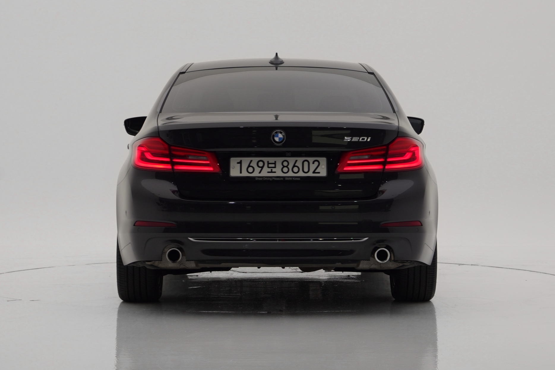 BMW 5 Series 520i Luxury