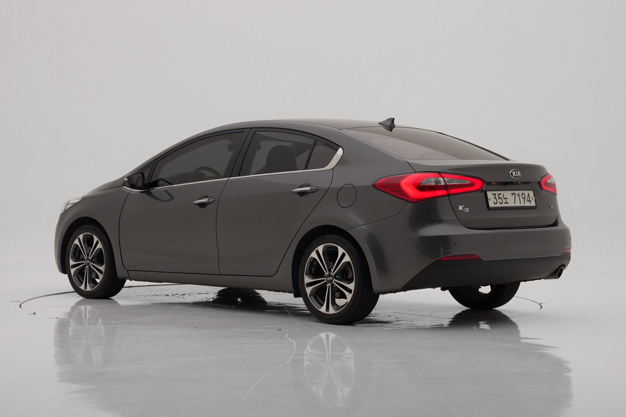 Kia K3 Noblesse
