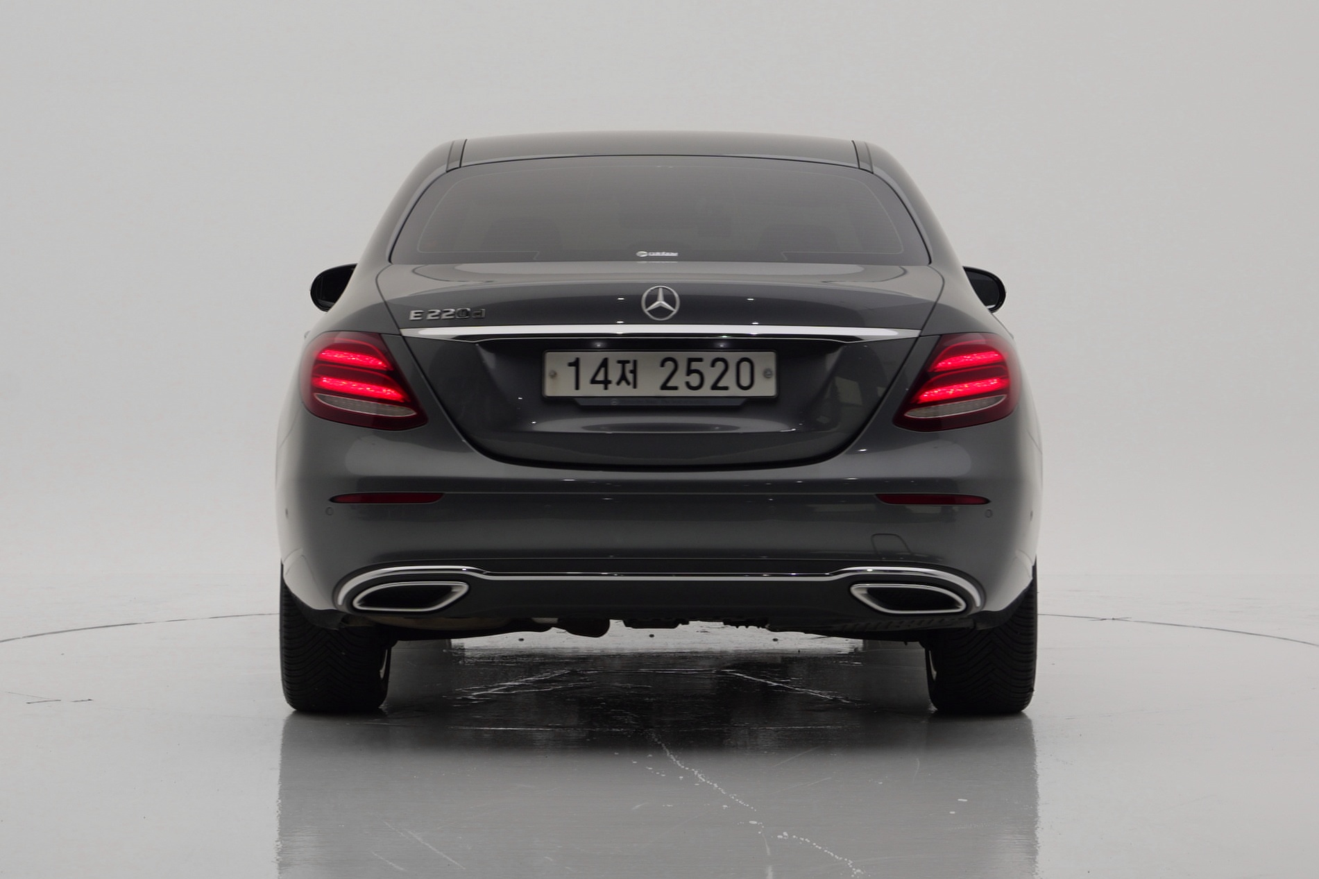 Mercedes-Benz E-Class E220d Avantgarde