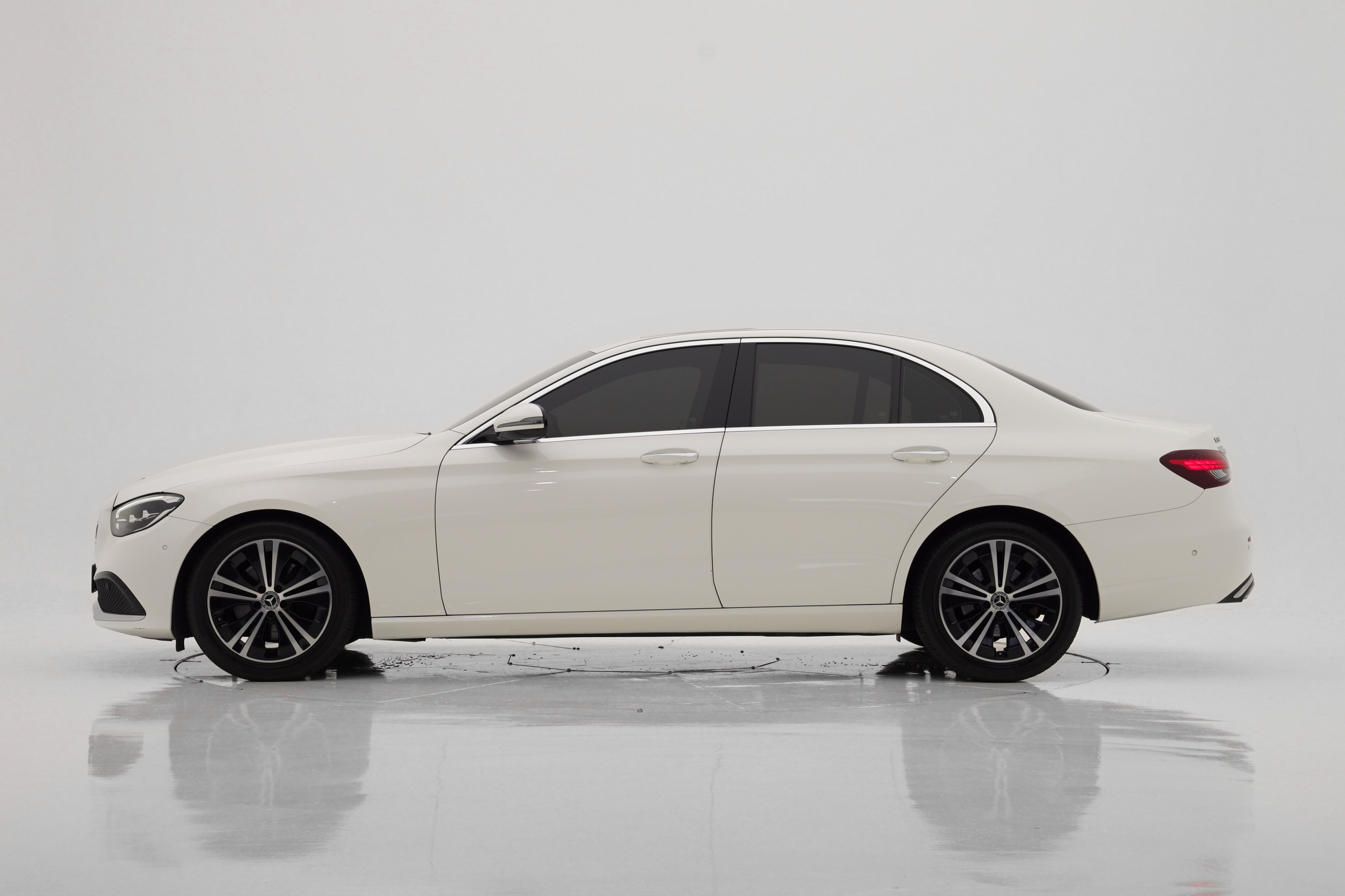 Mercedes-Benz E-Class E250 Avantgarde