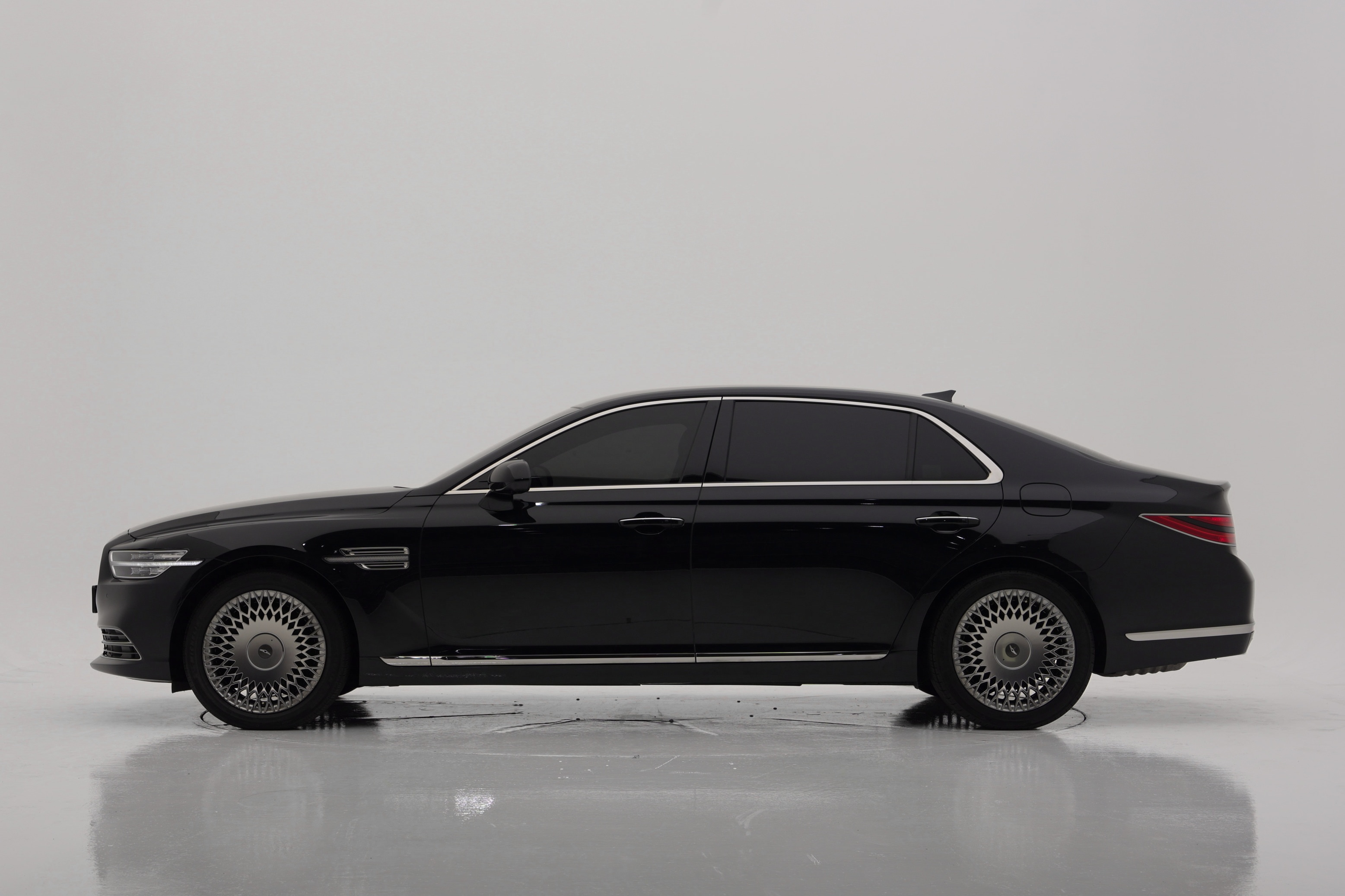 Genesis G90 Prestige