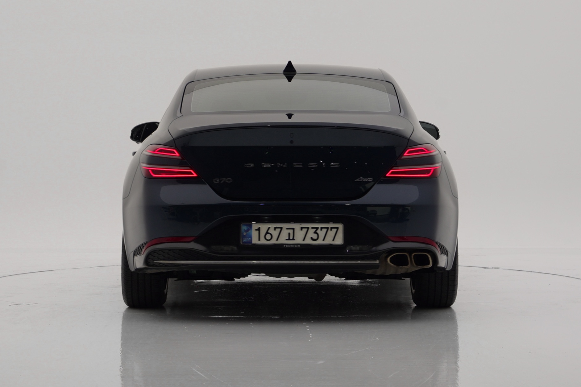 Genesis G70 Бензин 2.0T 4WD