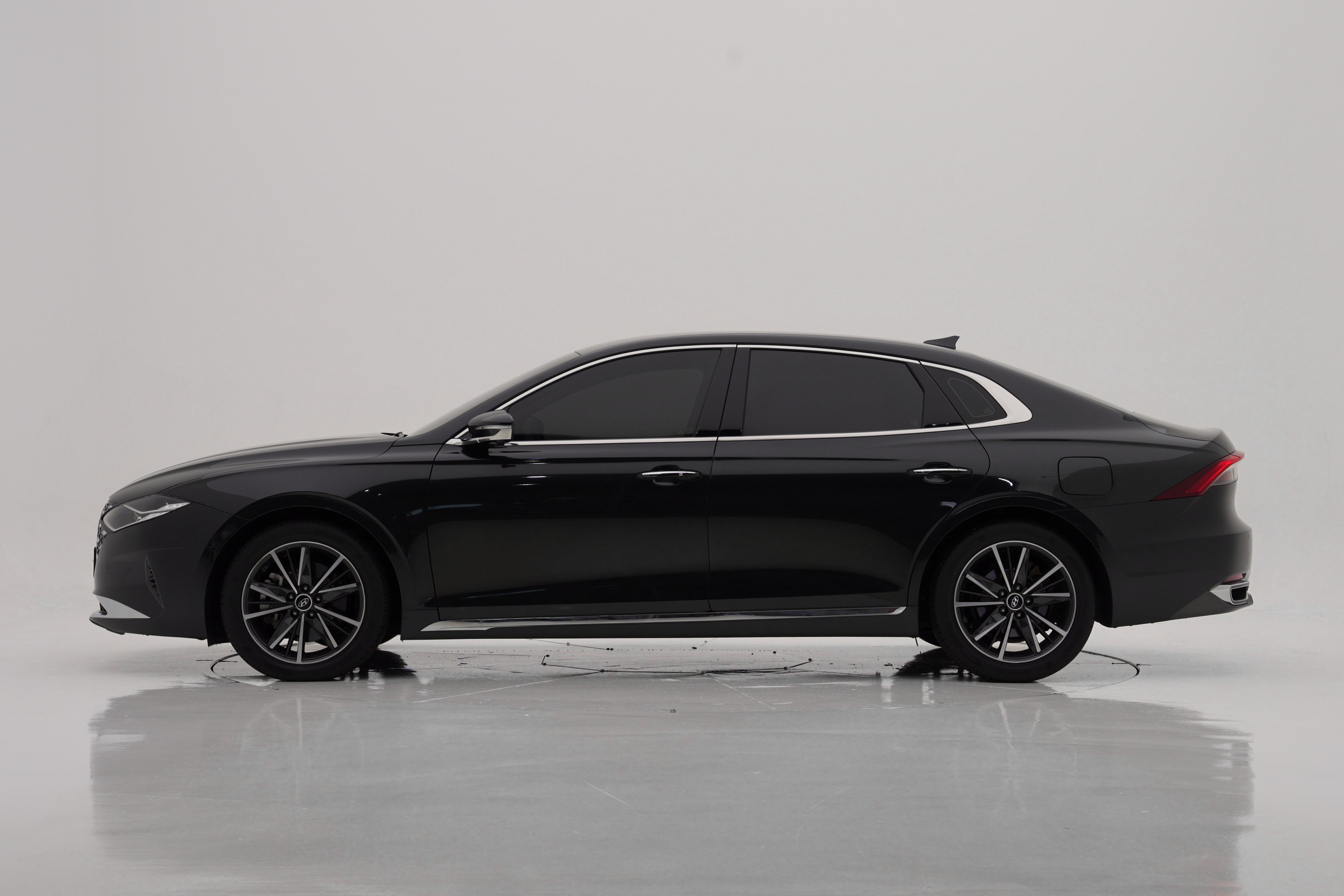 Hyundai Grandeur Exclusive