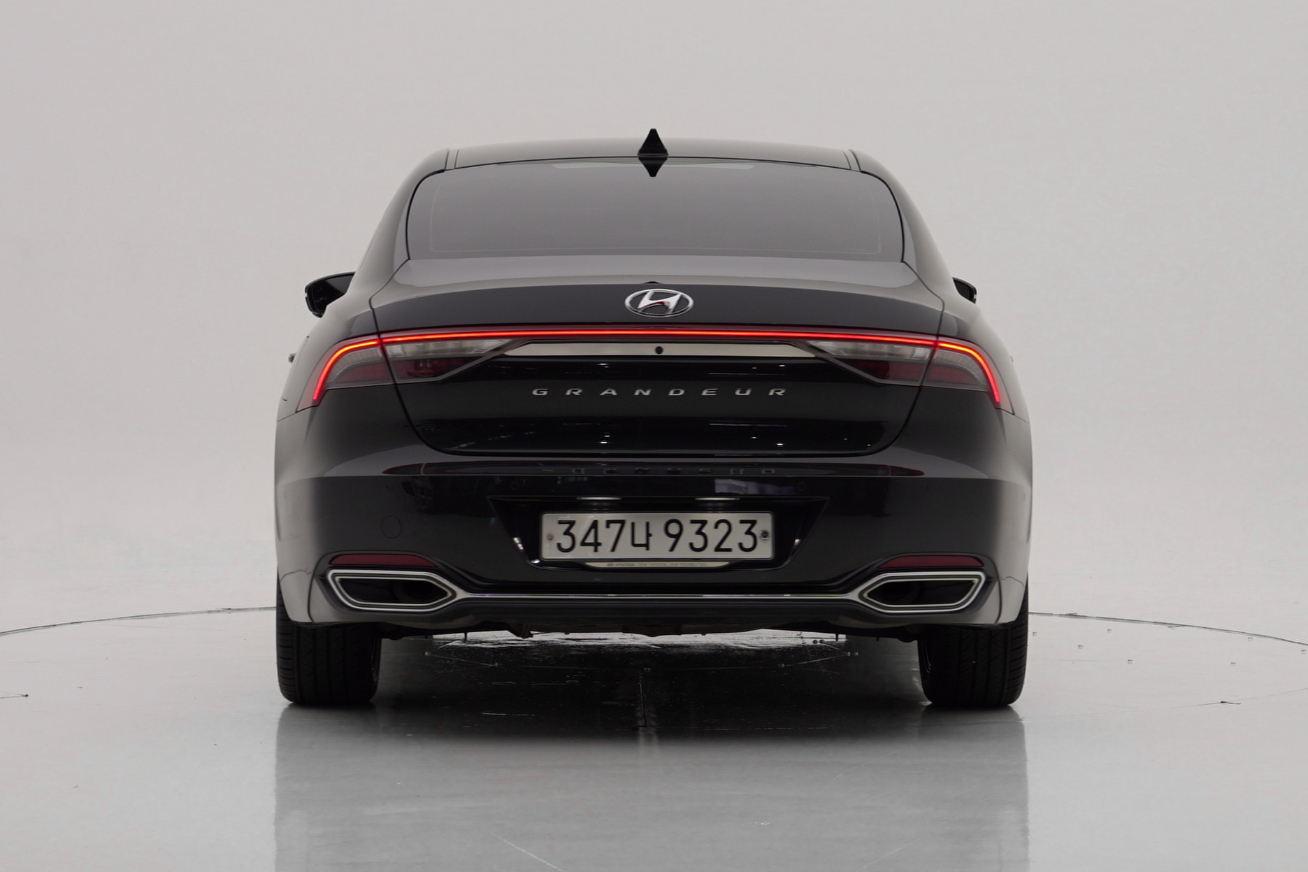 Hyundai Grandeur Exclusive