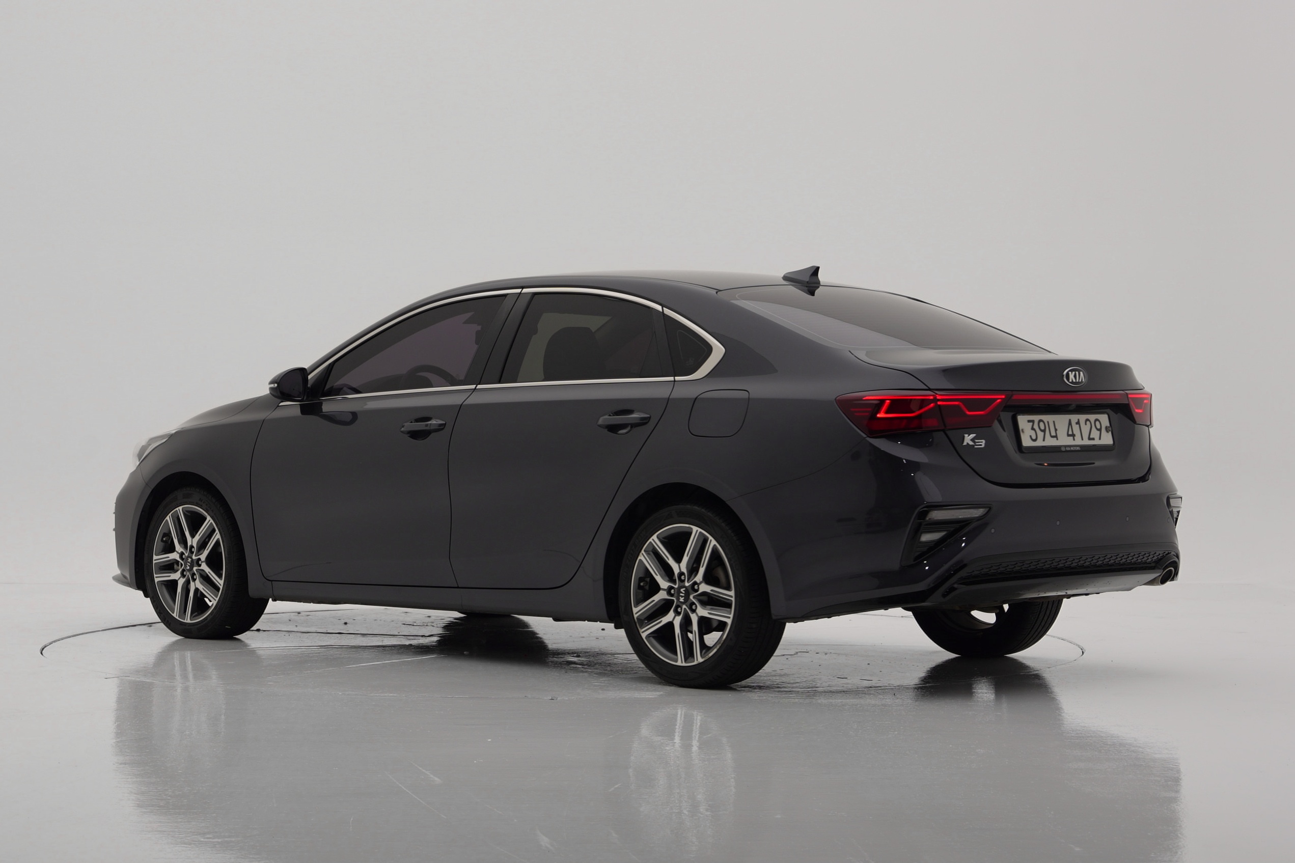 Kia K3 Luxury
