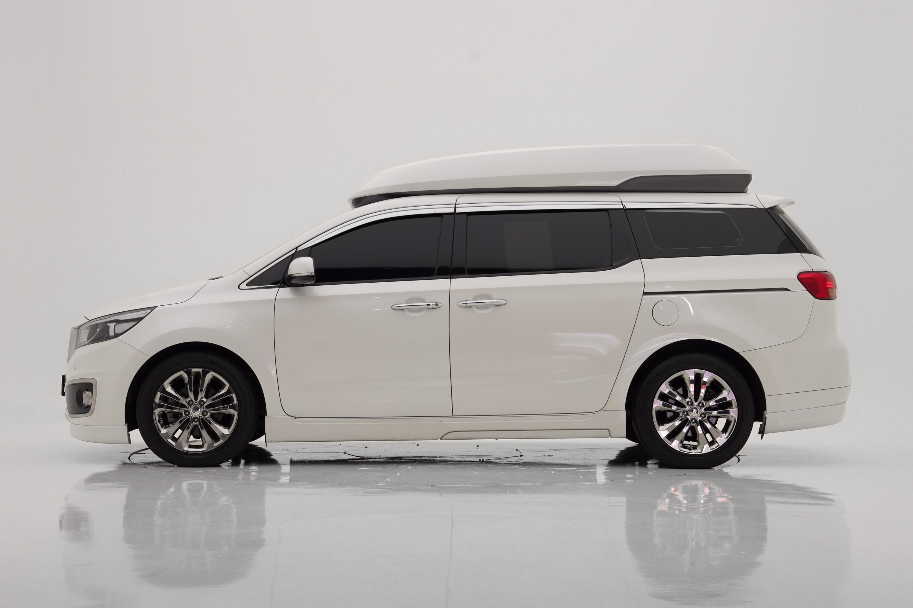 Kia Carnival Noblesse