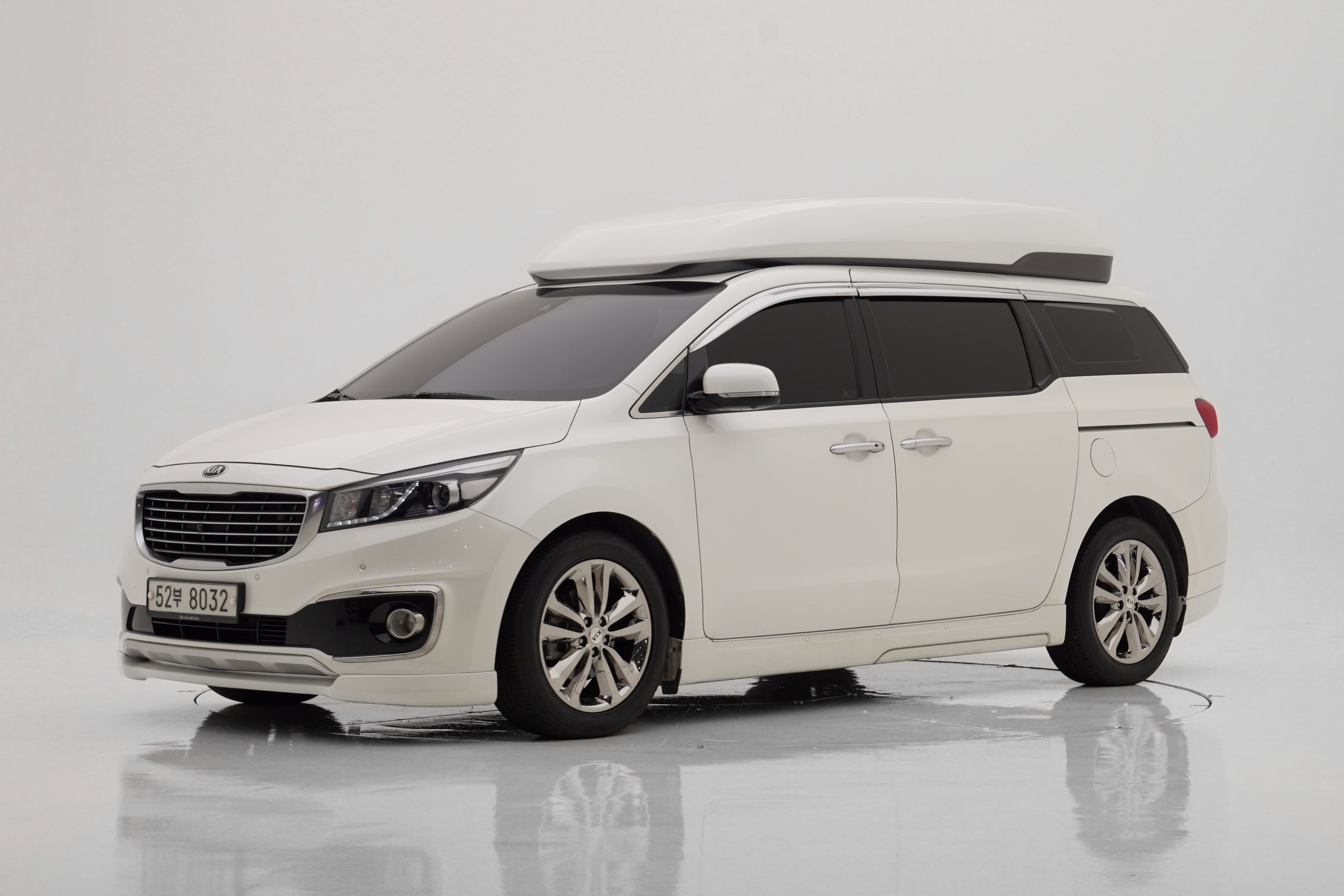 Kia Carnival Noblesse
