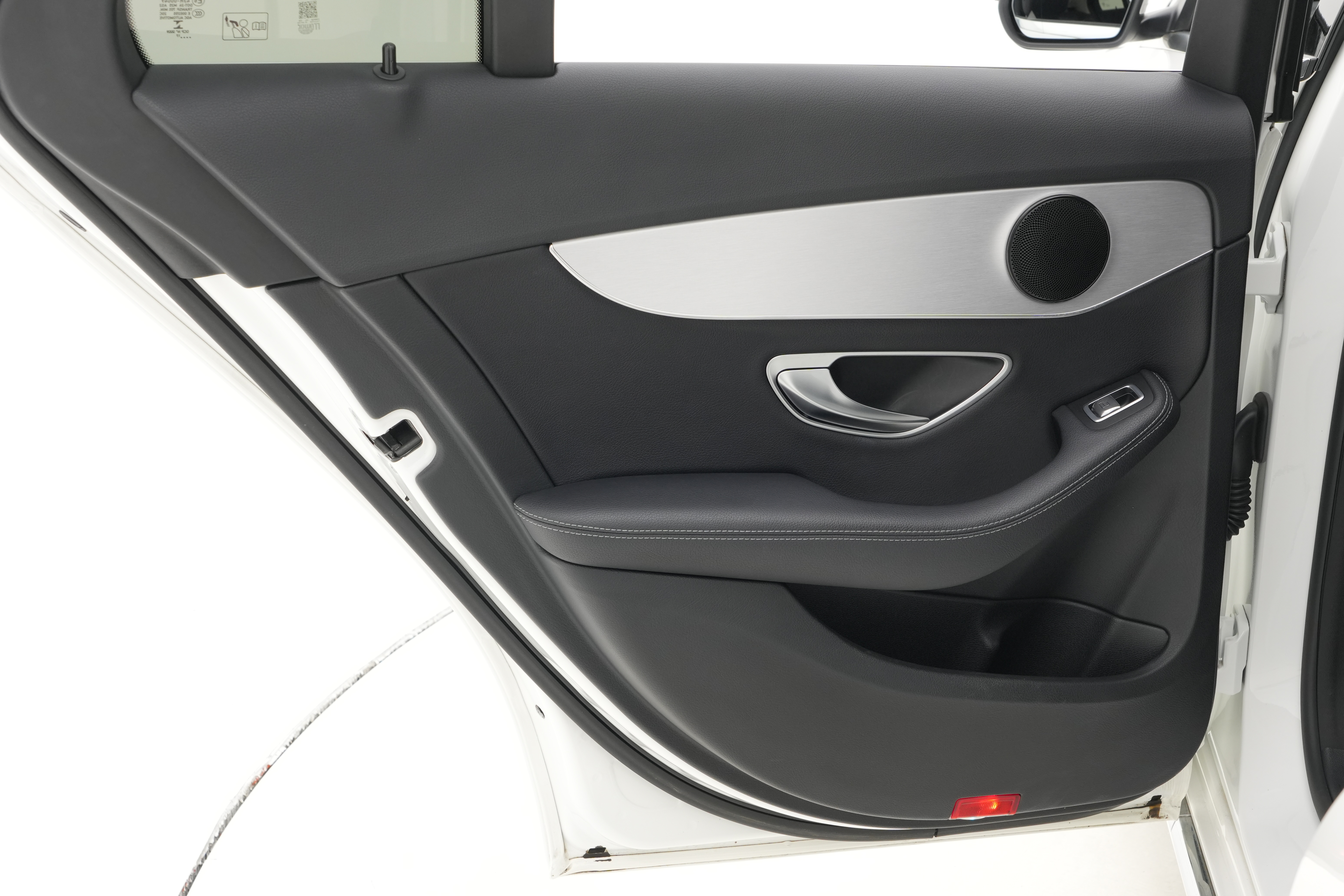 Interior 4