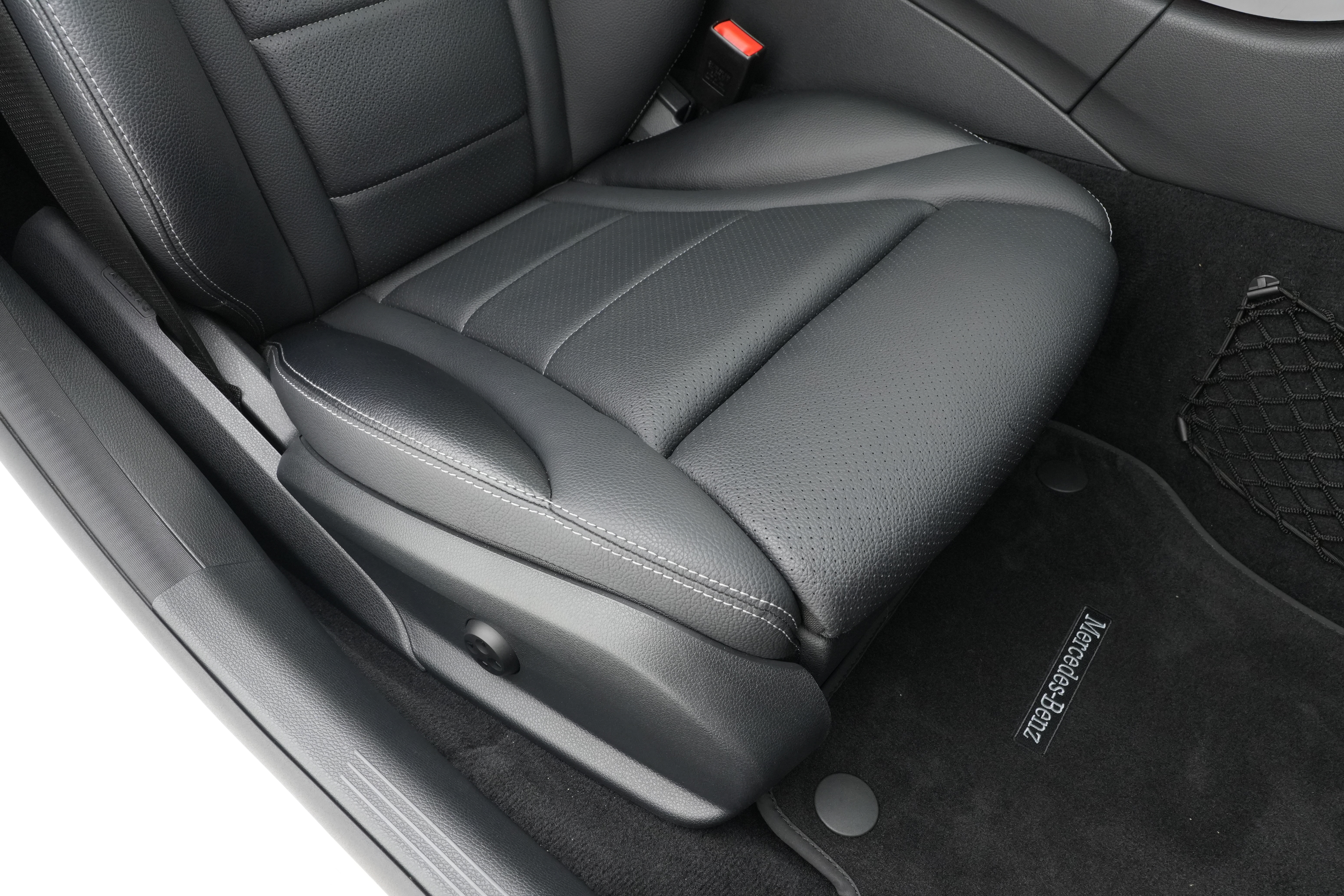 Interior 13