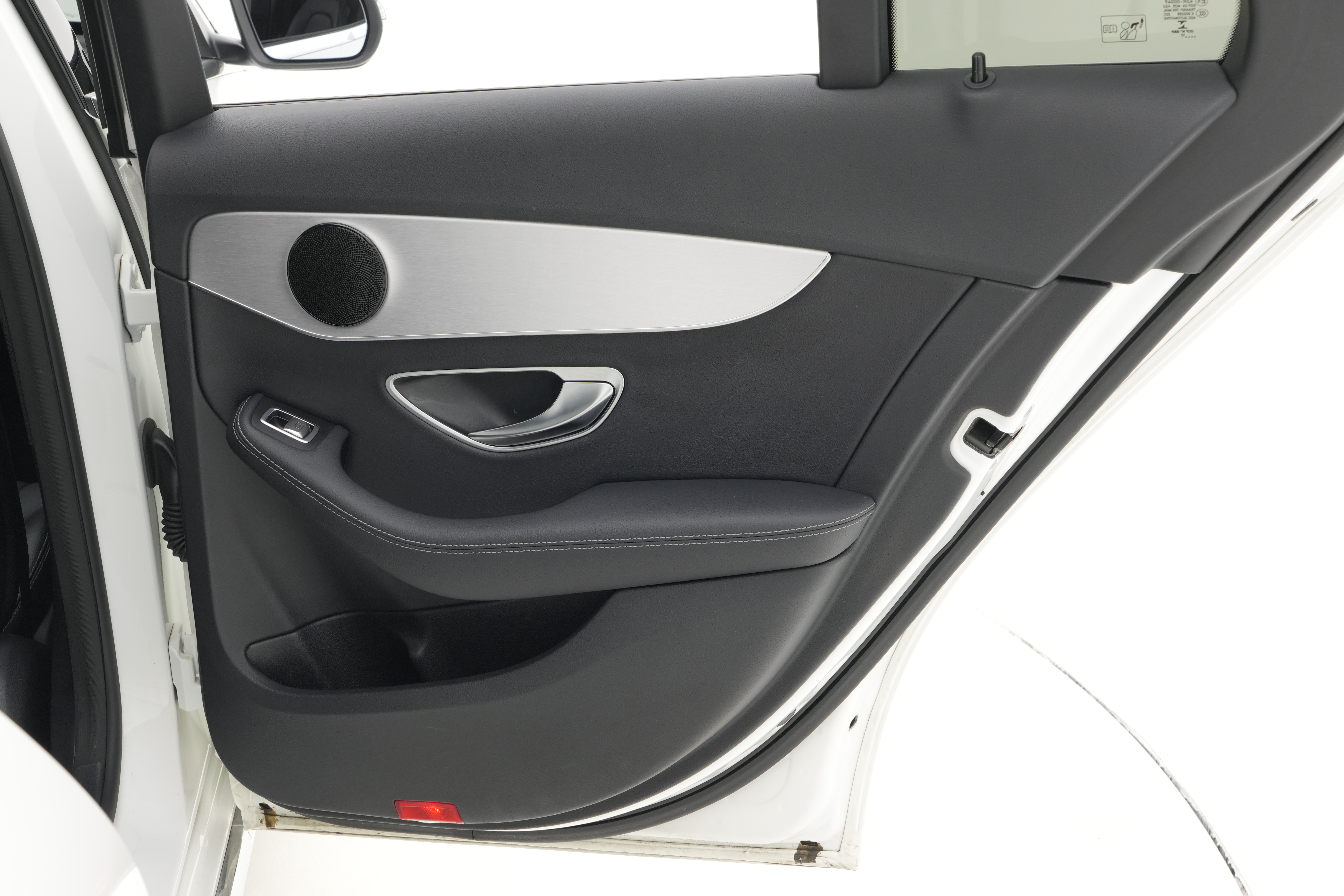 Interior 5