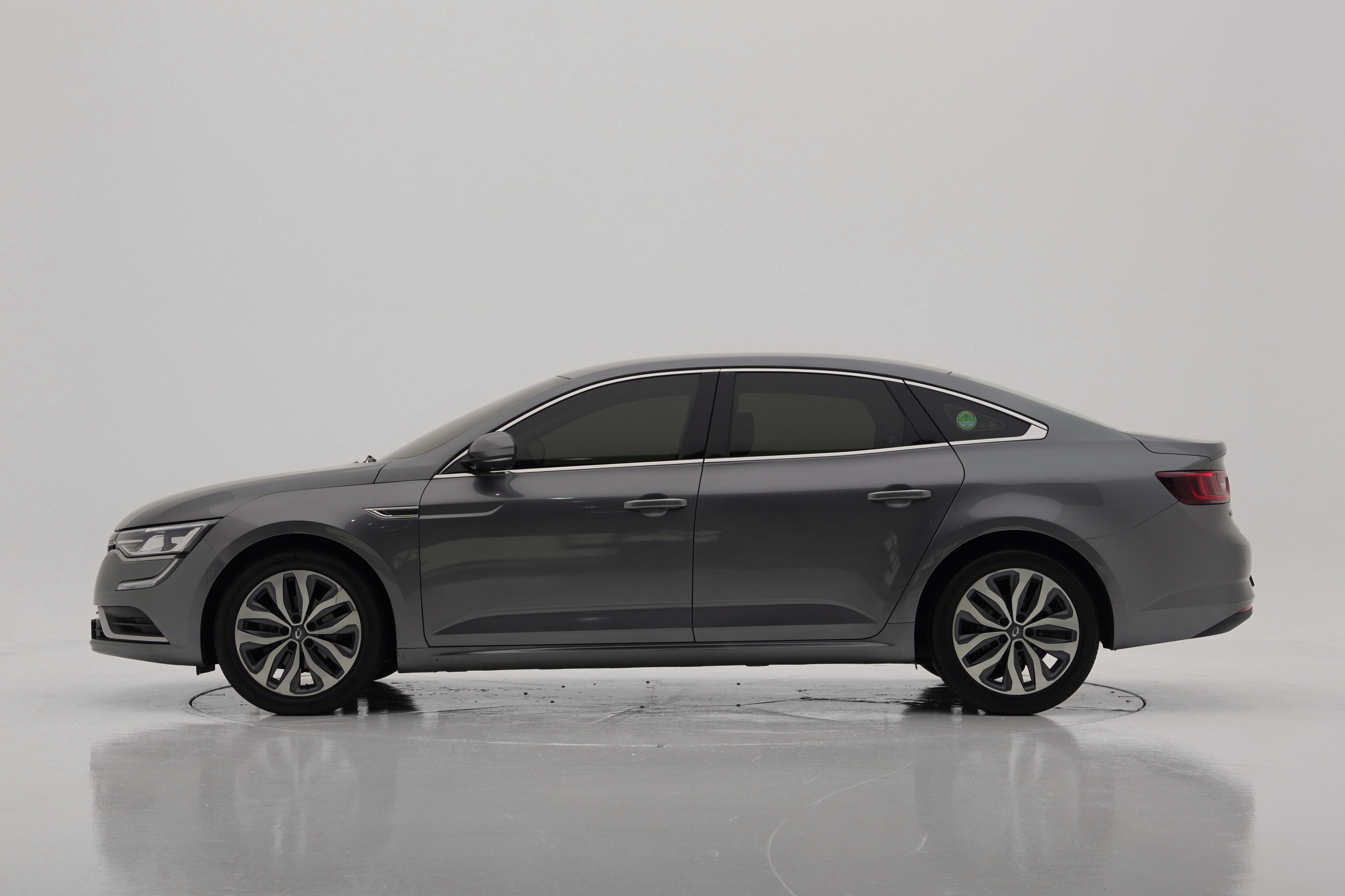 Renault Korea SM6 2.0 GDe LE