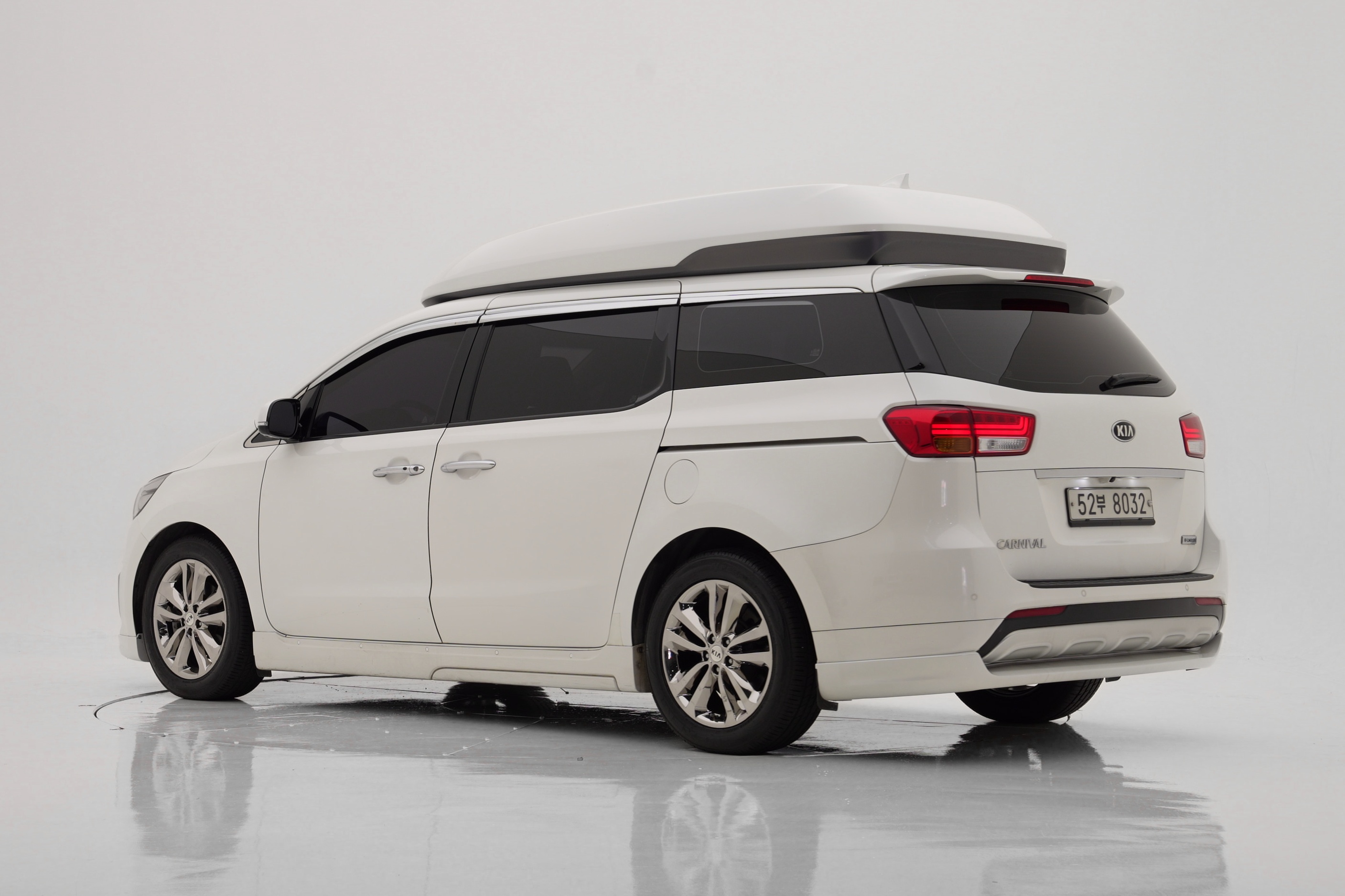 Kia Carnival Noblesse