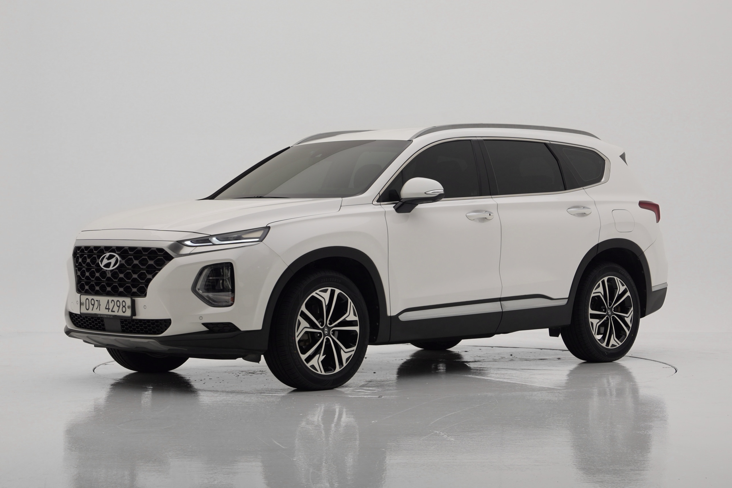 Hyundai Santa Fe Prestige 5 мест