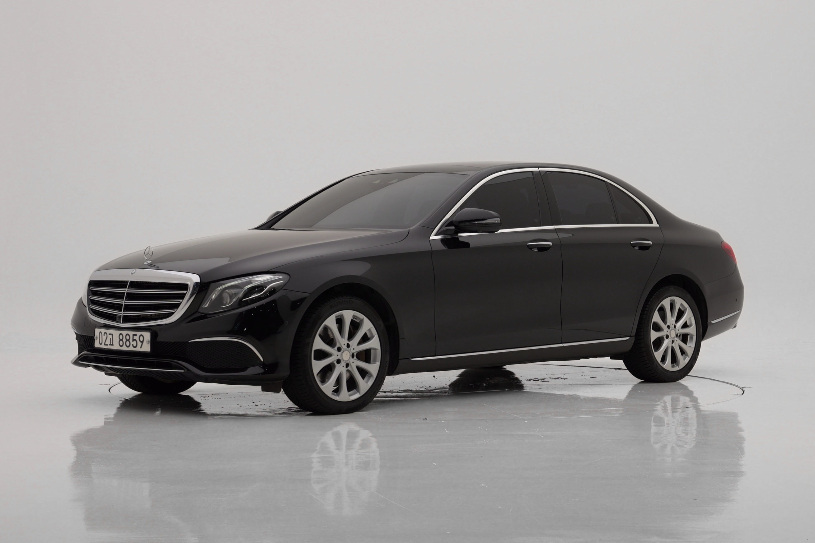 Mercedes-Benz E-Class E300 Exclusive