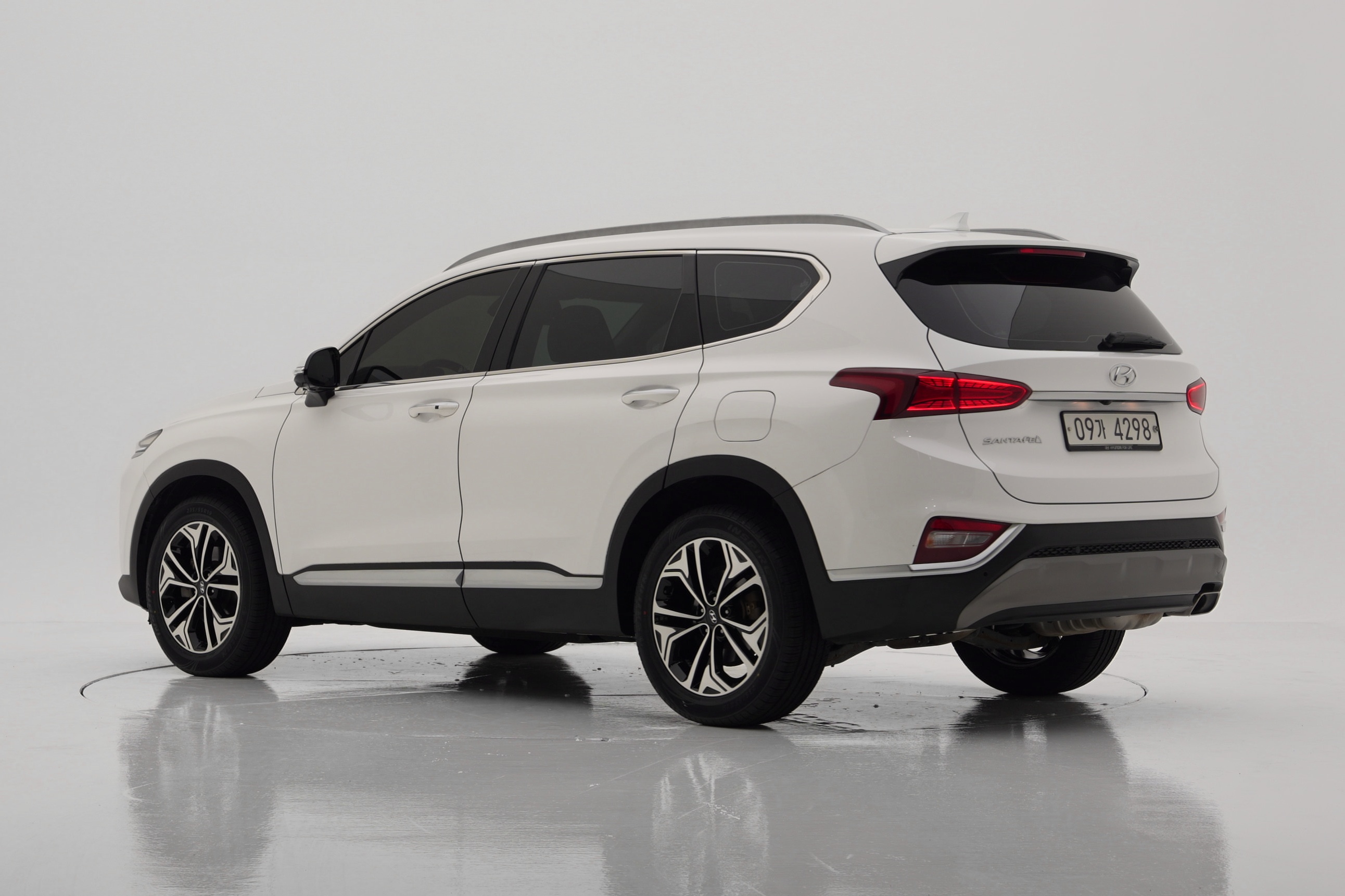 Hyundai Santa Fe Prestige 5 мест