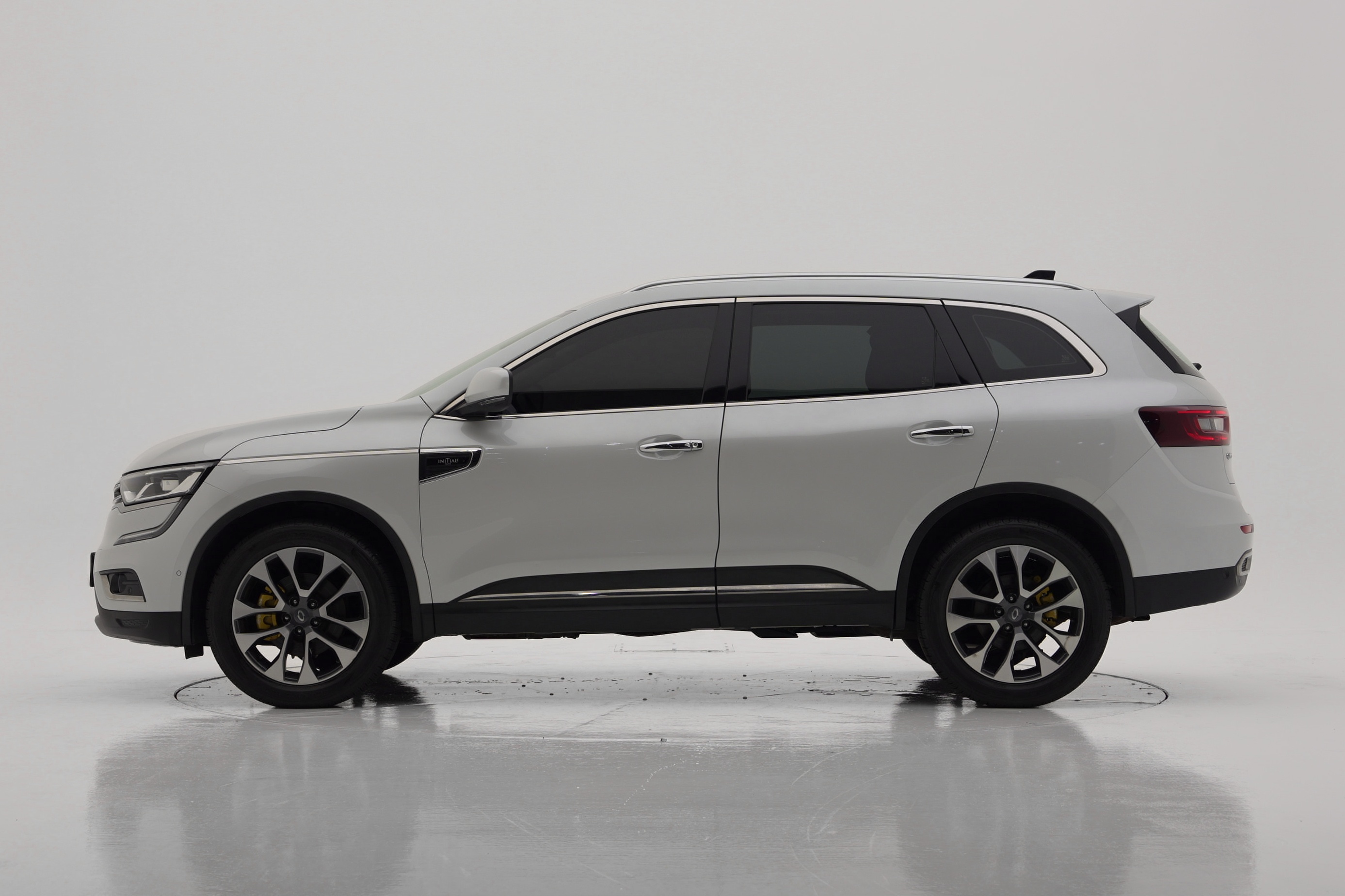 Renault Korea QM6 Дизель 4WD RE Signature