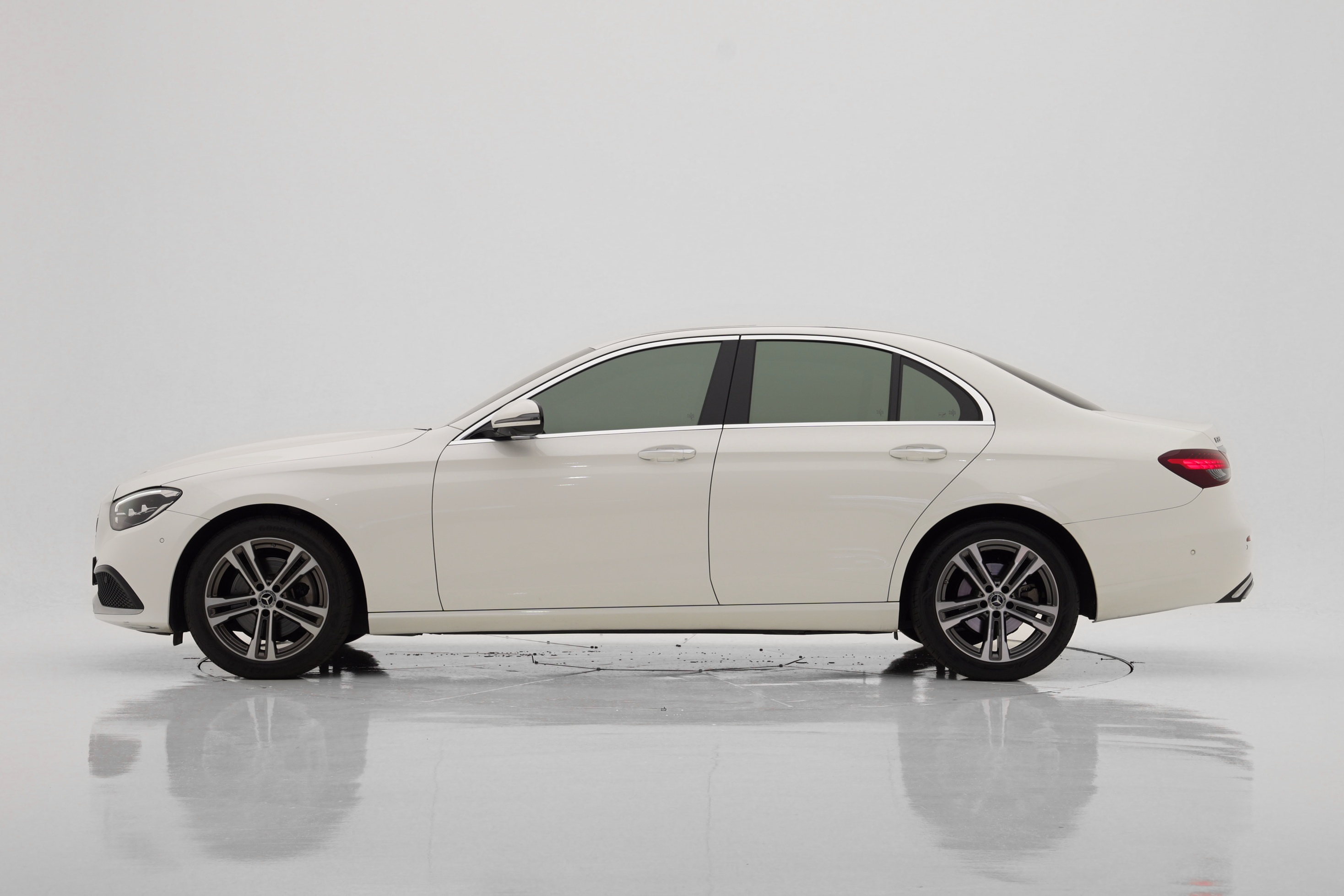 Mercedes-Benz E-Class E250 Avantgarde