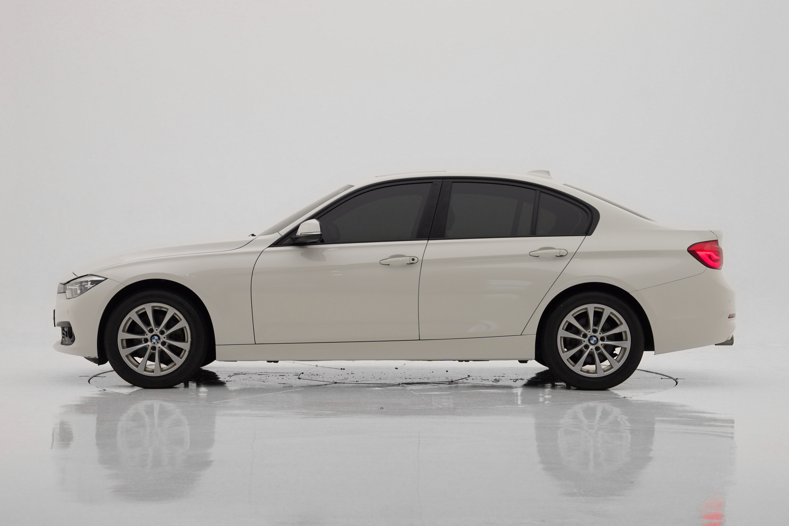 BMW 3 Series 320d F30