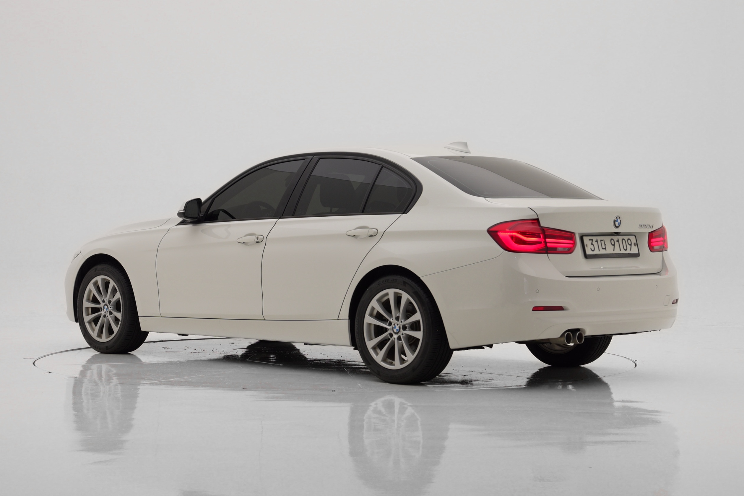 BMW 3 Series 320d F30