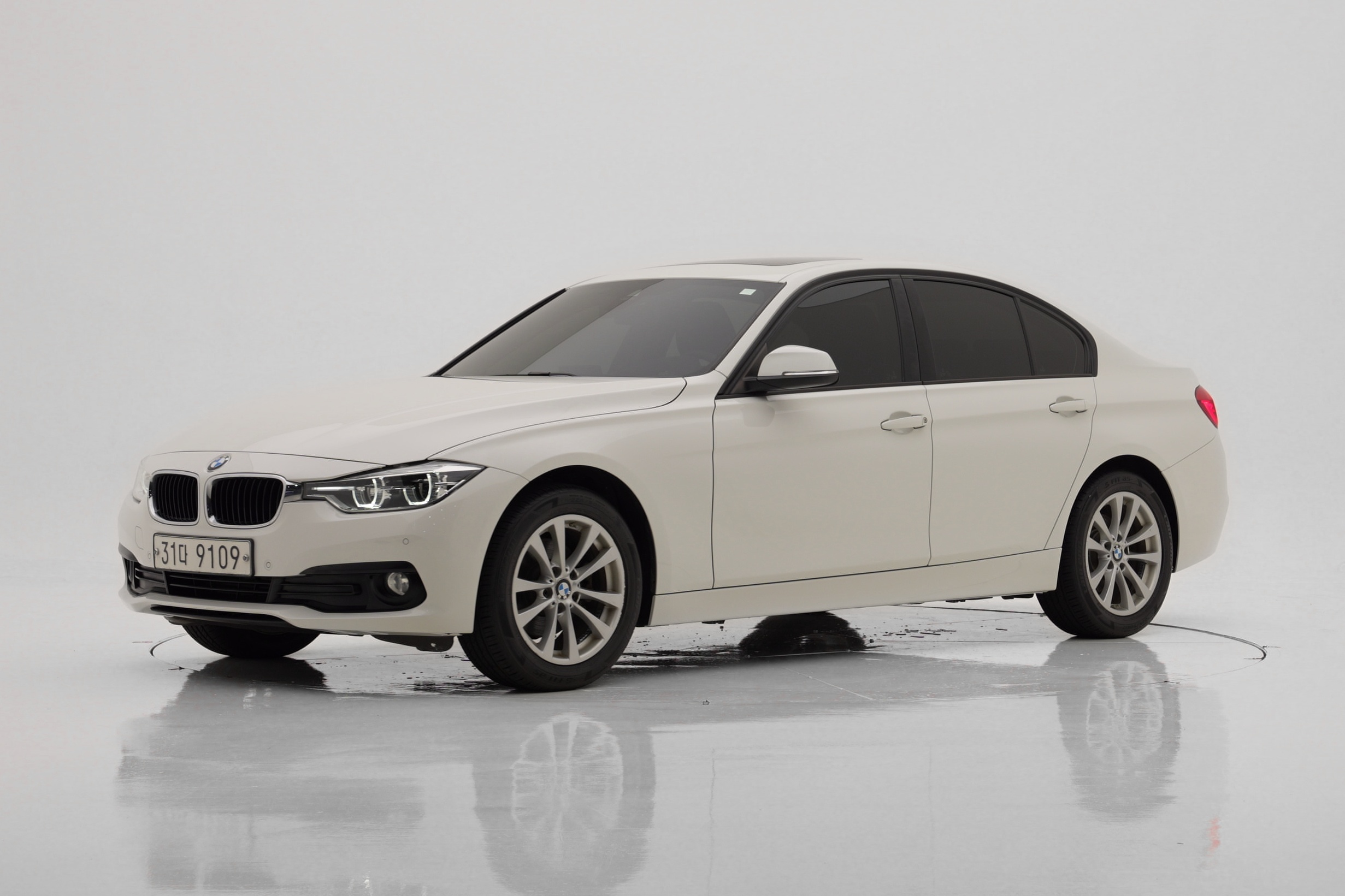 BMW 3 Series 320d F30
