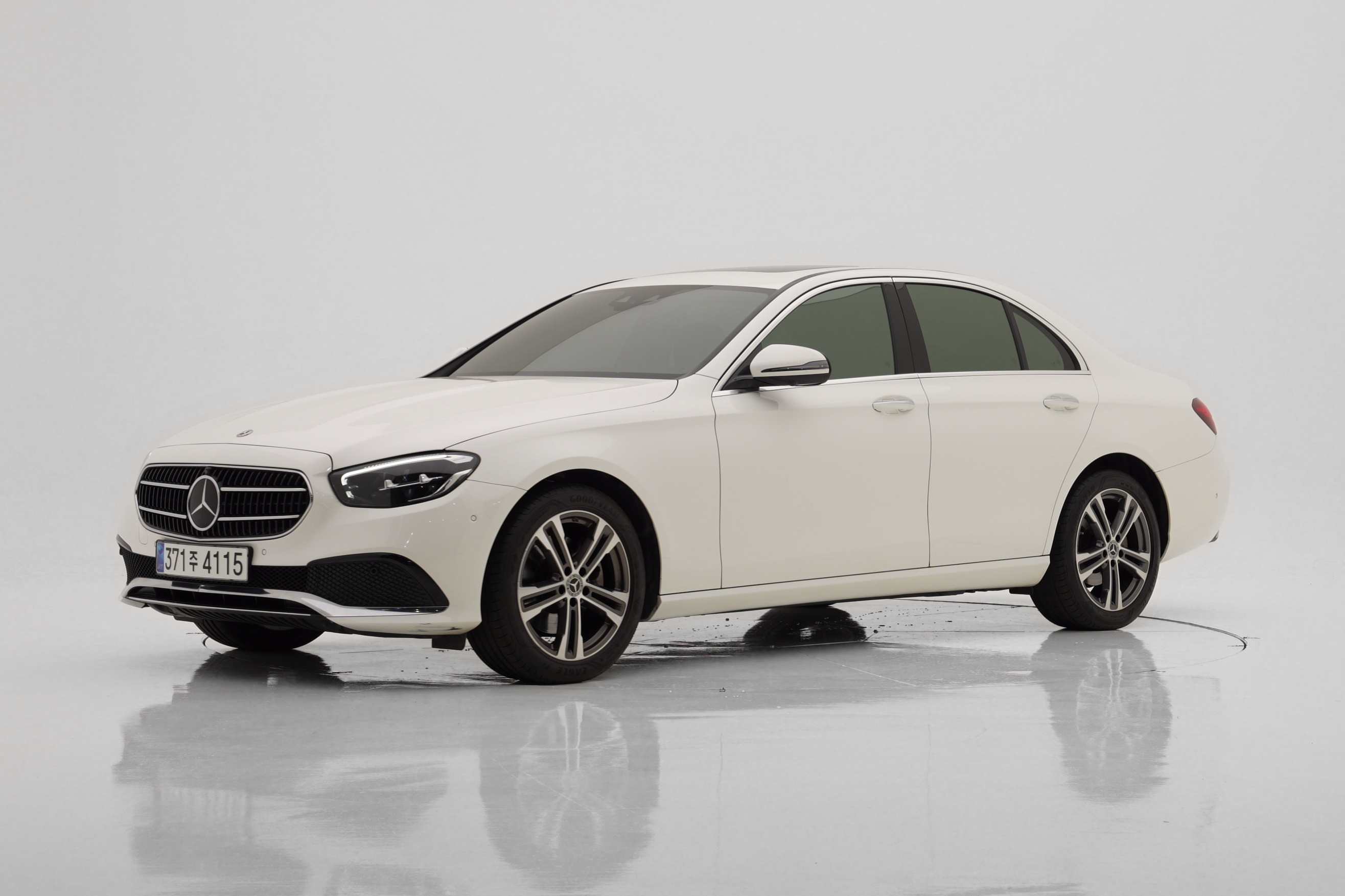 Mercedes-Benz E-Class E250 Avantgarde