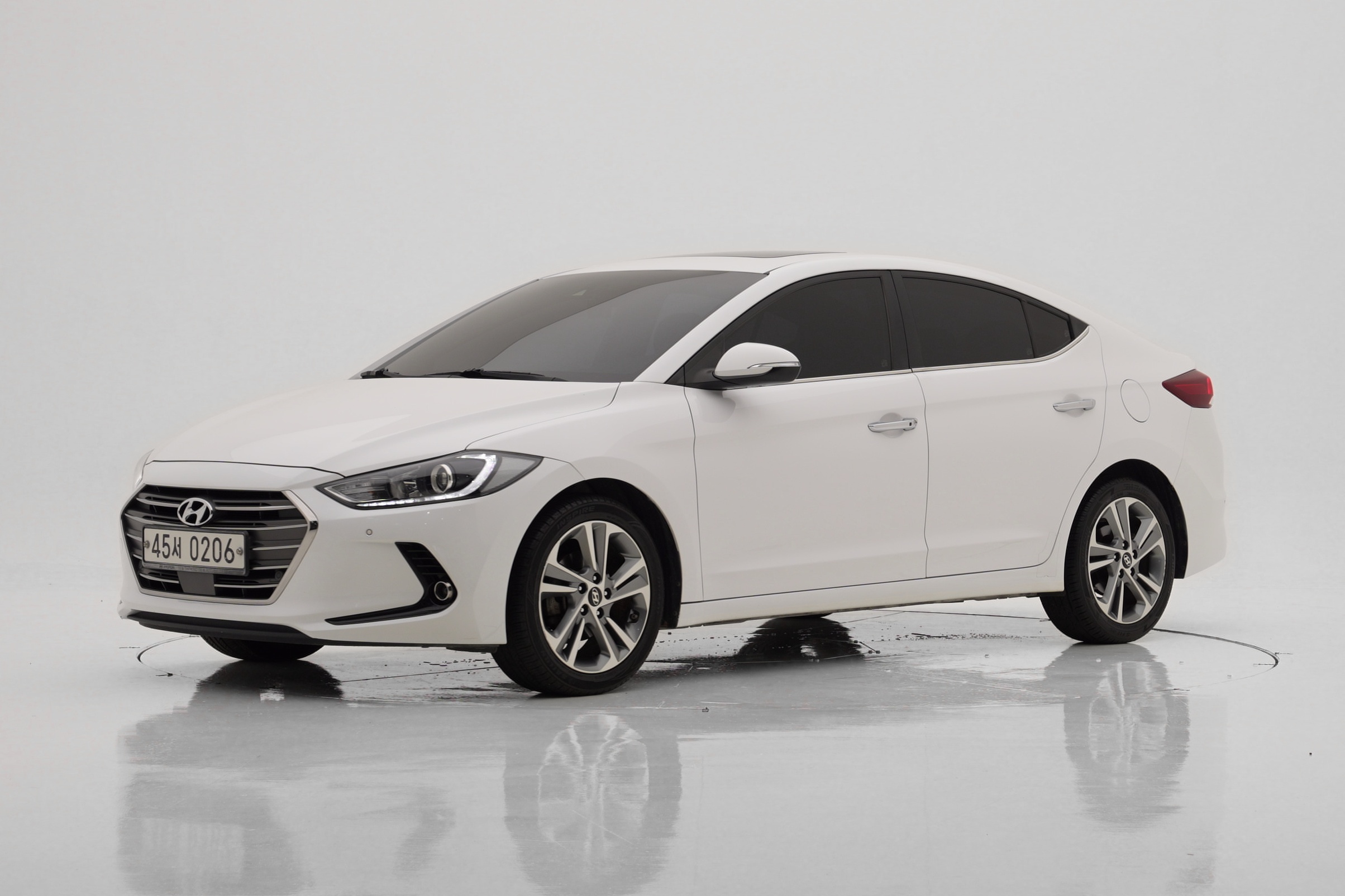 Hyundai Elantra 1.6 GDI Premium