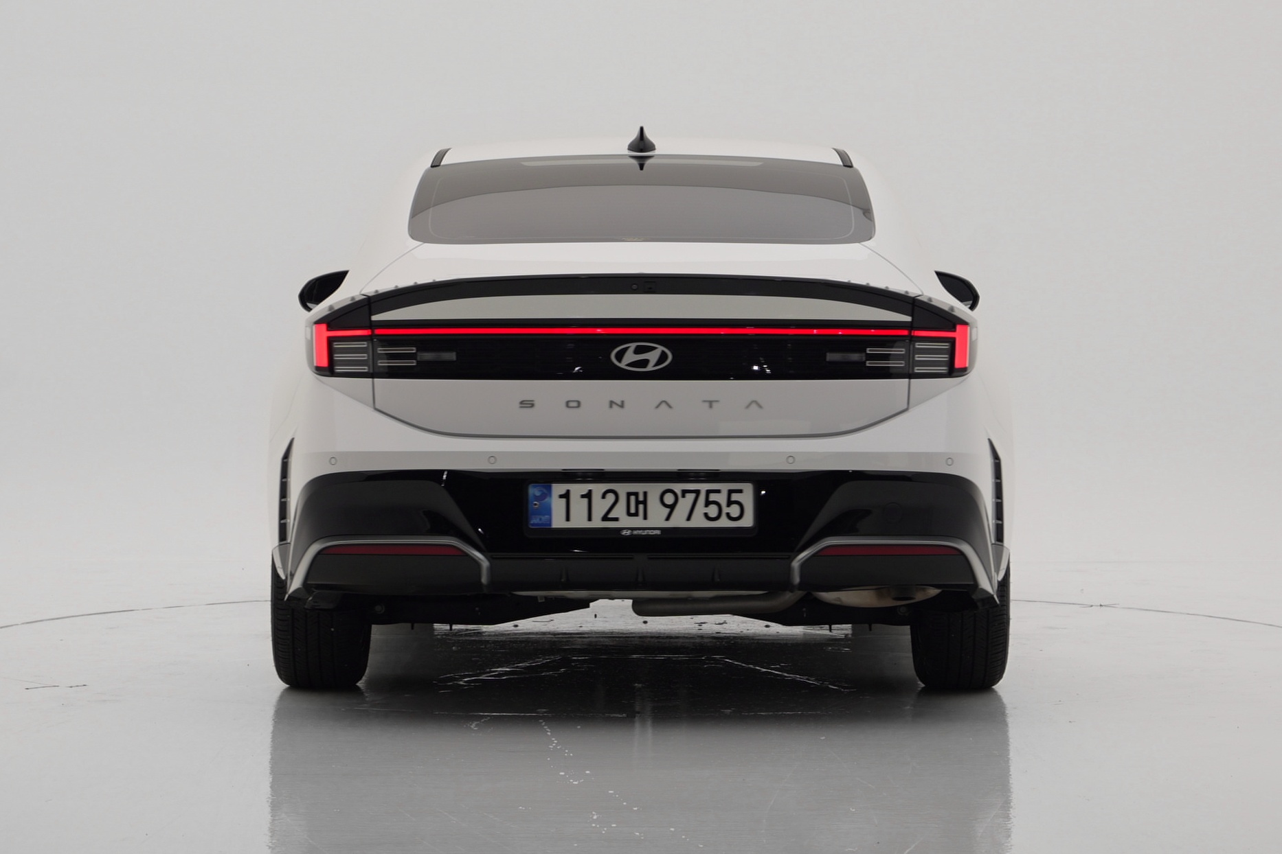 Hyundai Sonata Exclusive