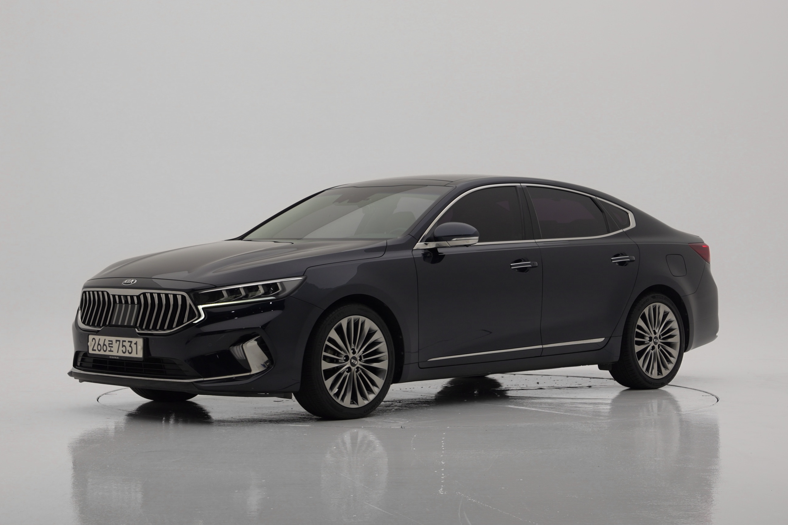 Kia K7 2.5 GDI Noblesse
