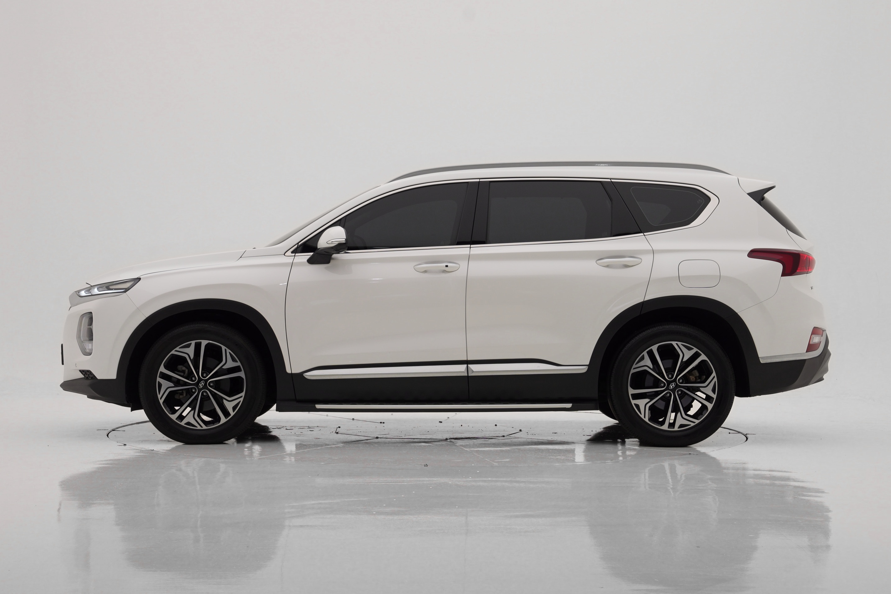 Hyundai Santa Fe Prestige 5 мест