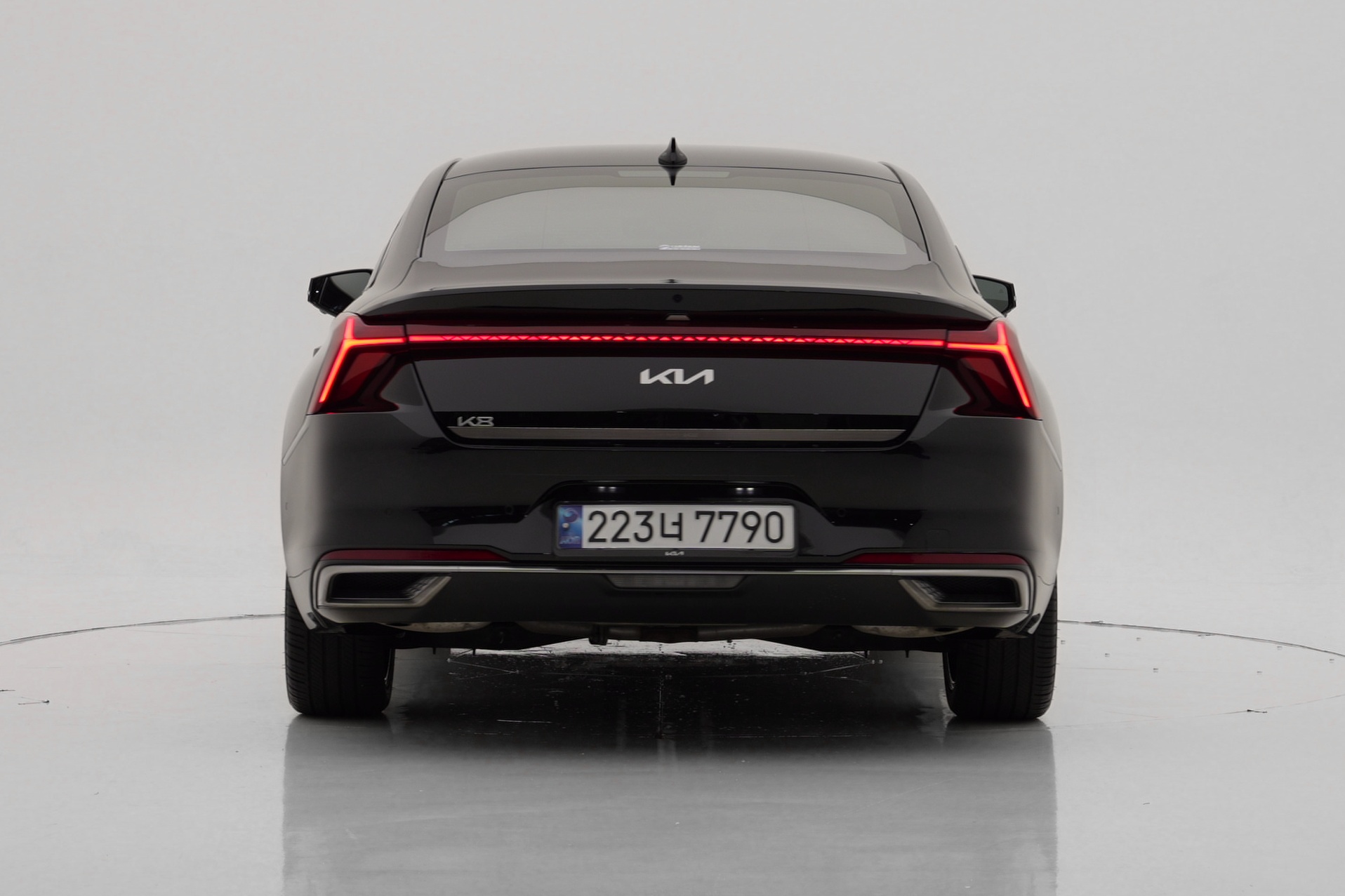 Kia K8