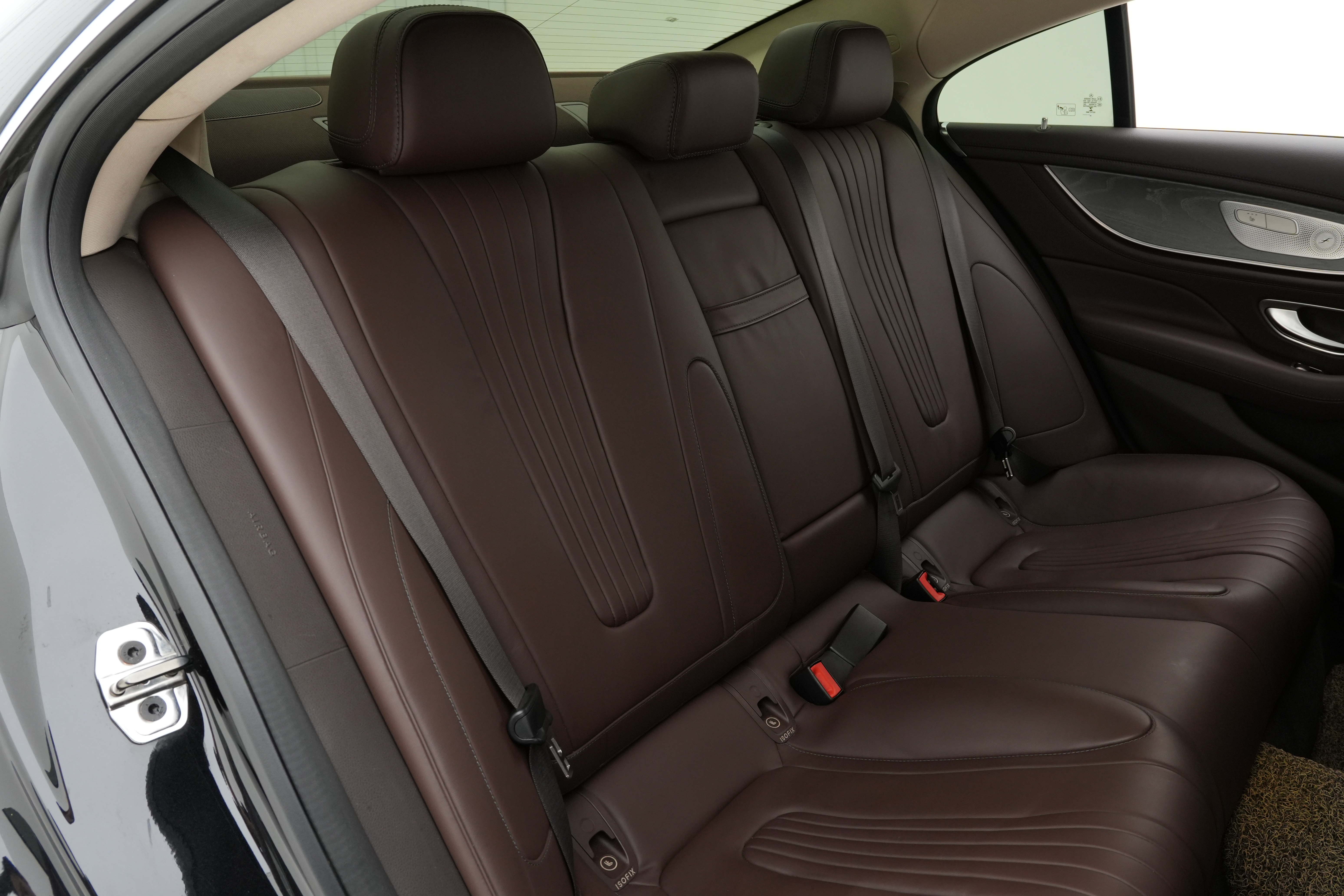 Interior 14