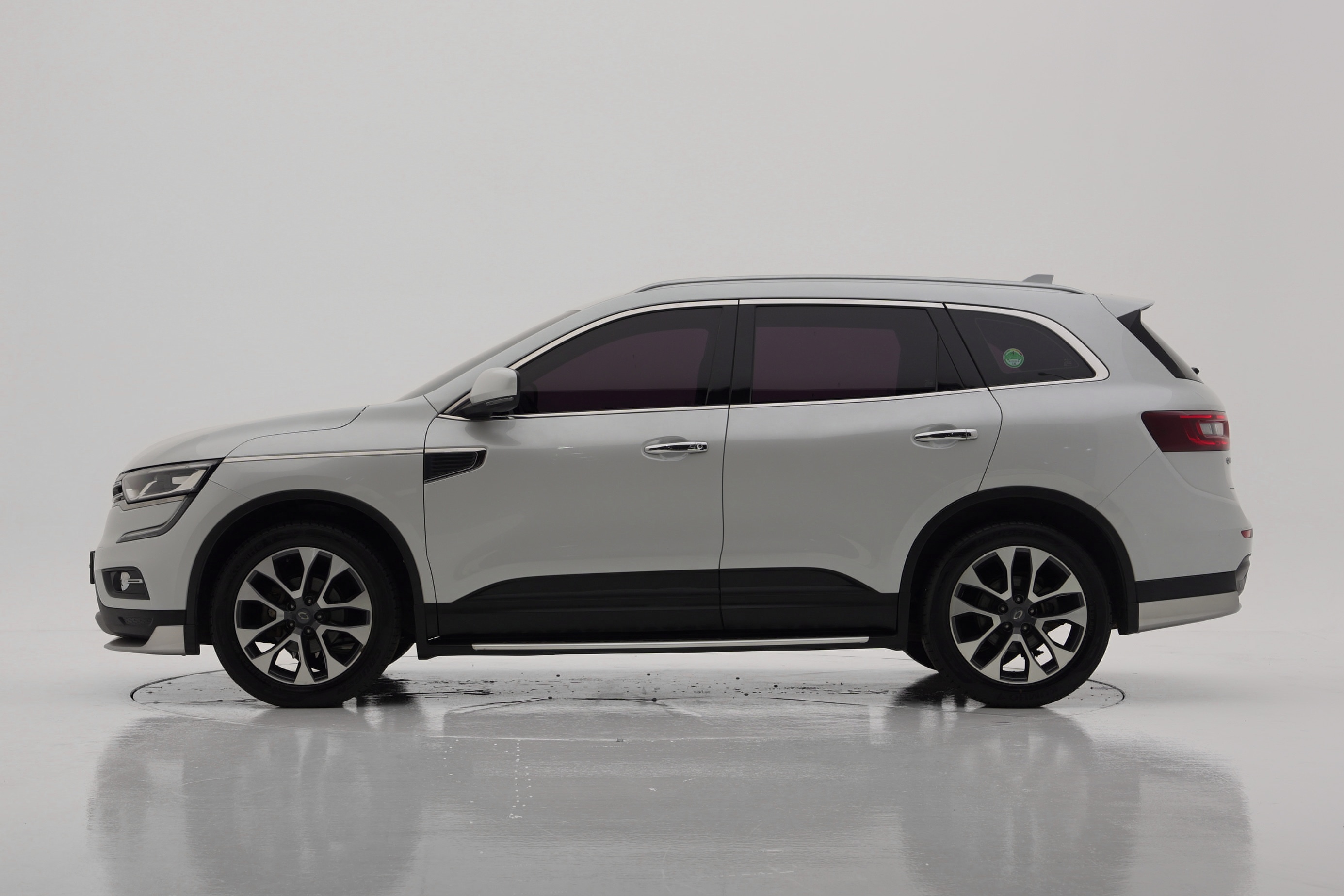 Renault Korea QM6 Бензин 2WD RE