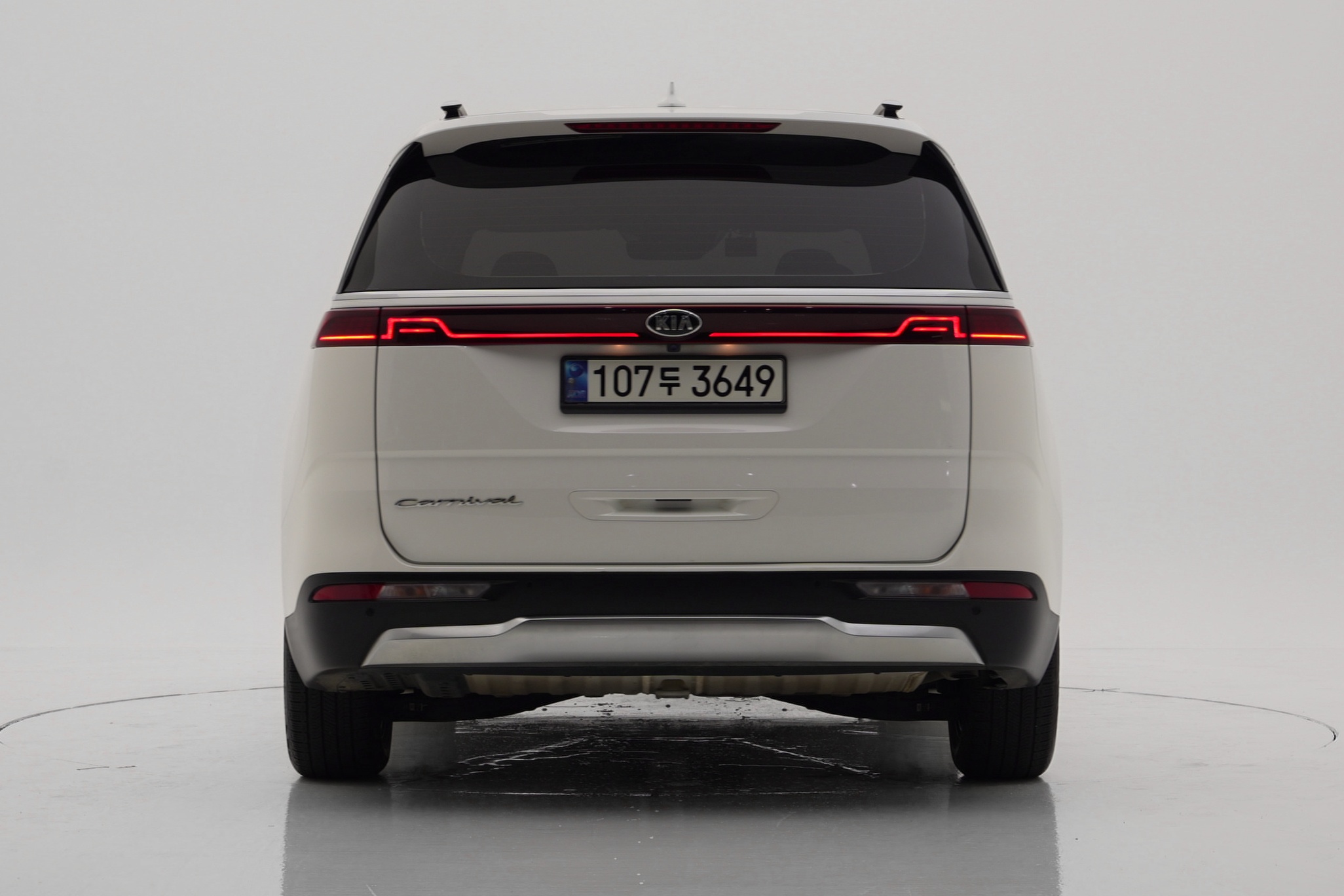 Kia Carnival Дизель 9 мест Signature