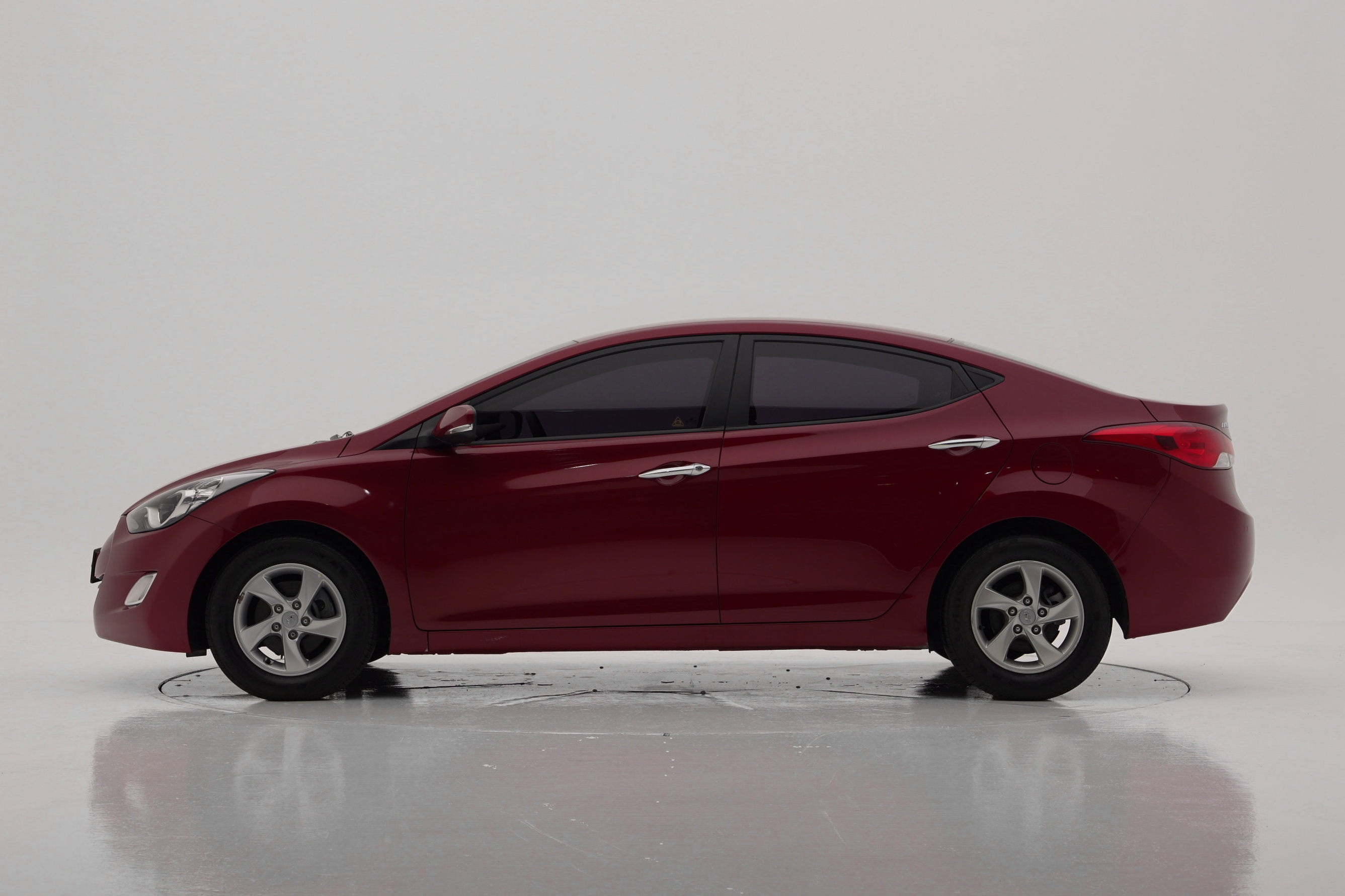 Hyundai Elantra M16 GDI Luxury