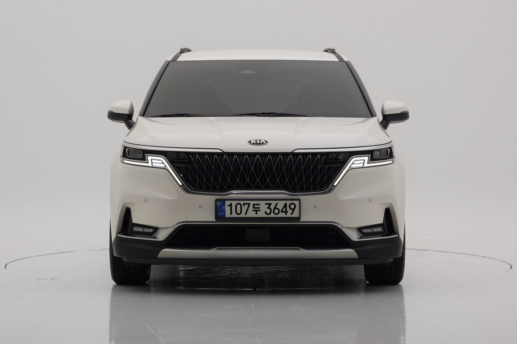 Kia Carnival Дизель 9 мест Signature