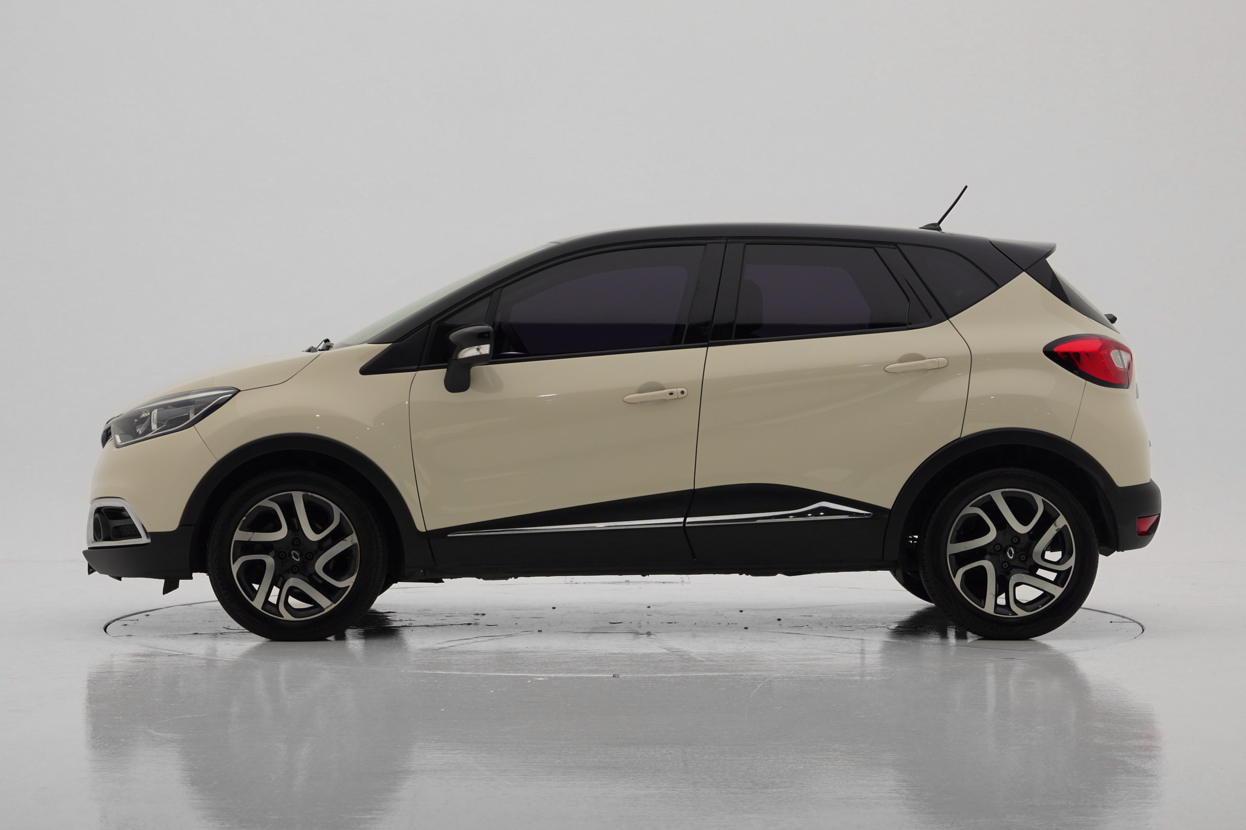 Renault Korea QM3 RE