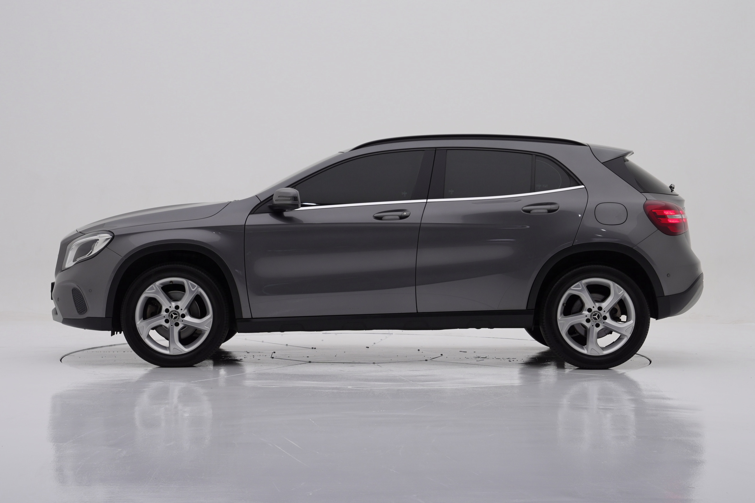 Mercedes-Benz GLA GLA220