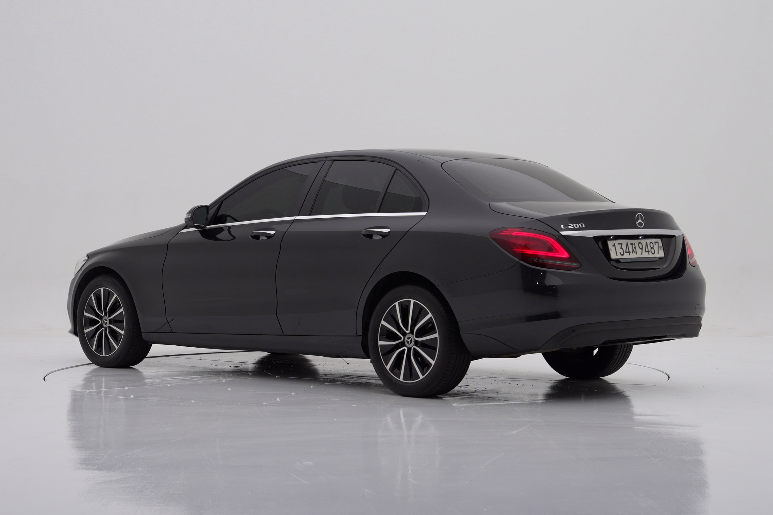 Mercedes-Benz C-Class C200
