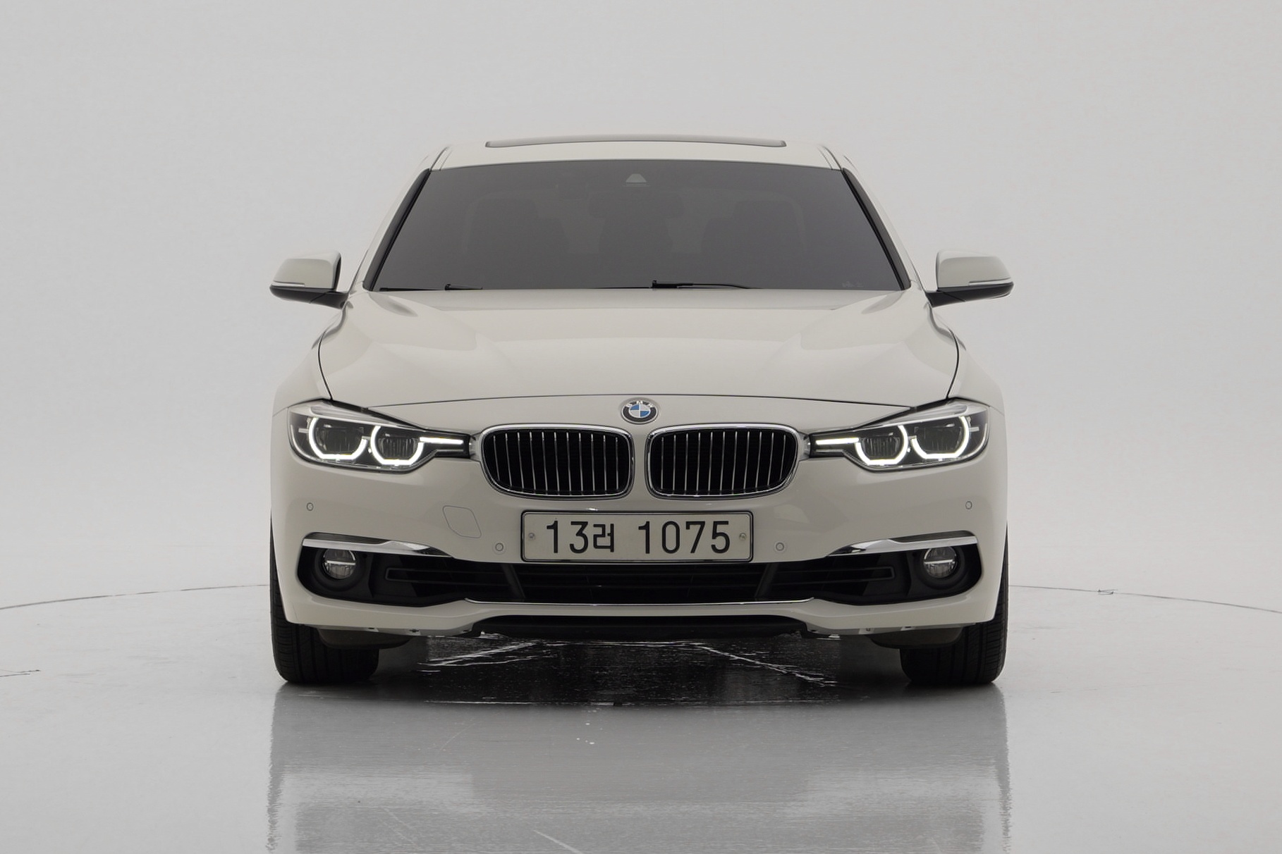 BMW 3 Series 320i Luxury F30