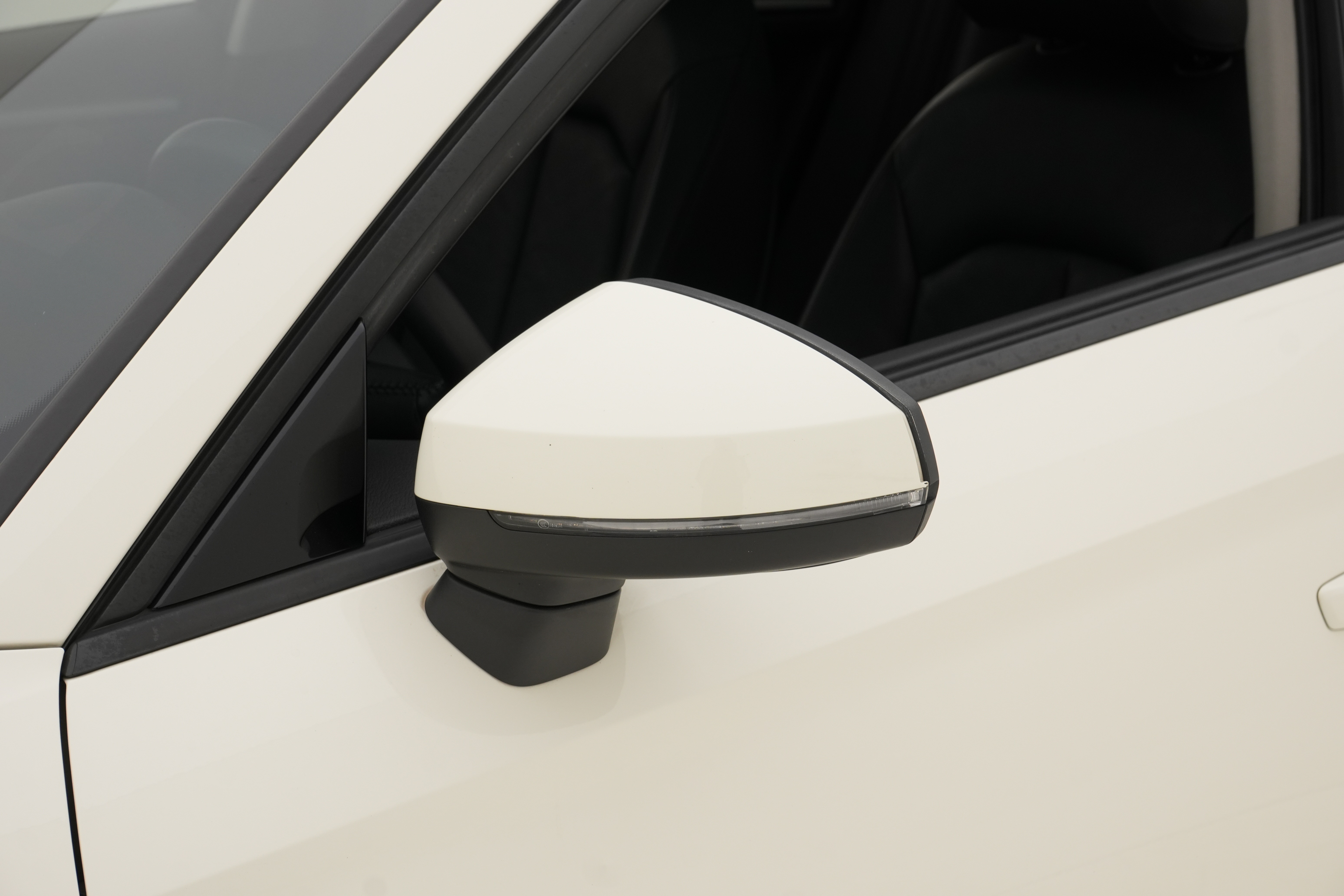 Exterior 10