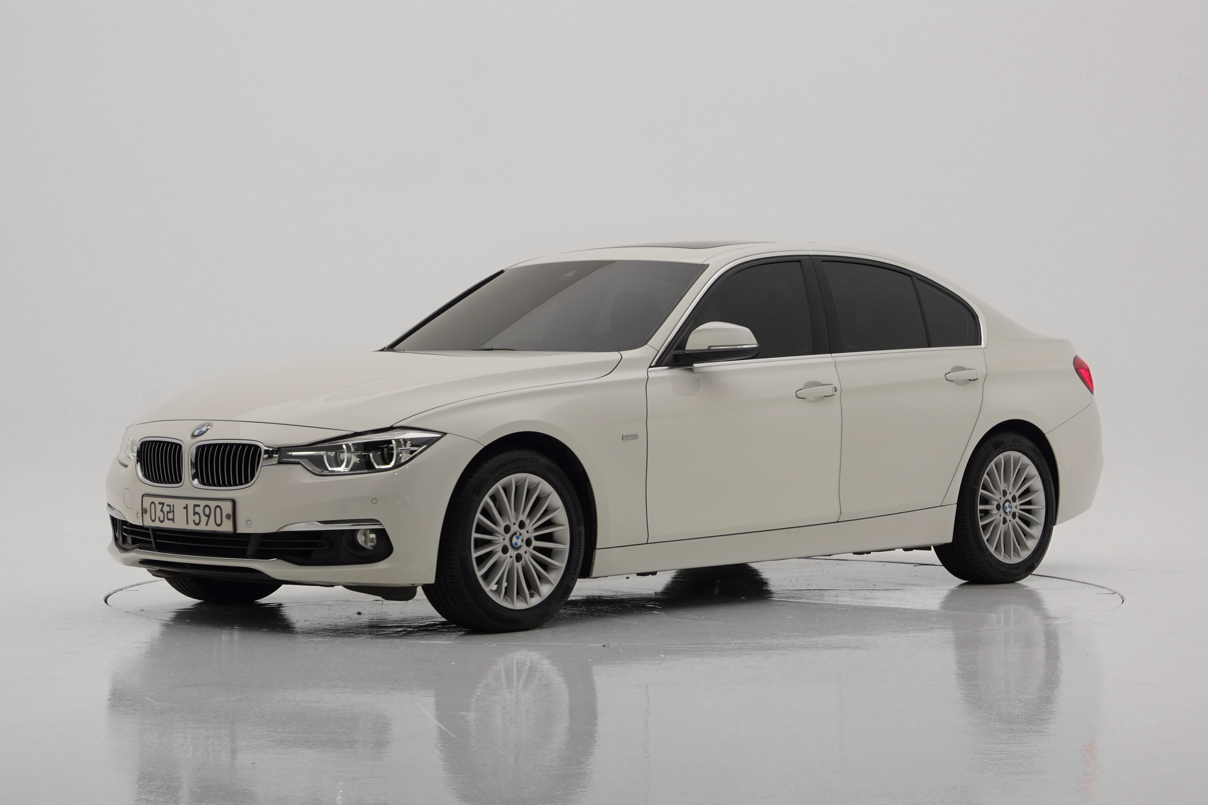 BMW 3 Series 320i Luxury F30