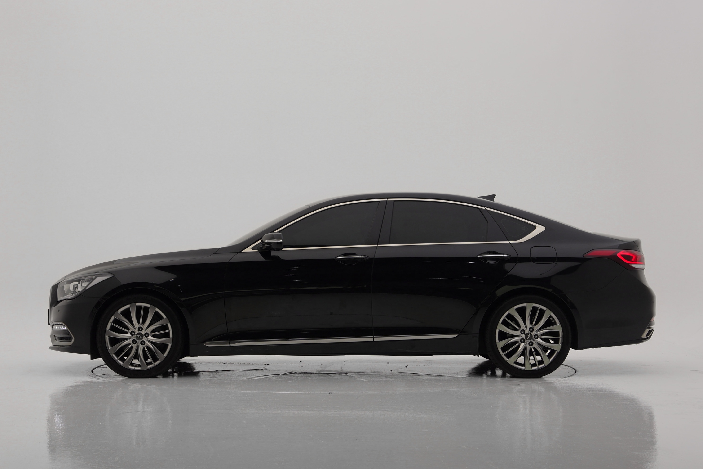 Genesis G80 Premium Luxury