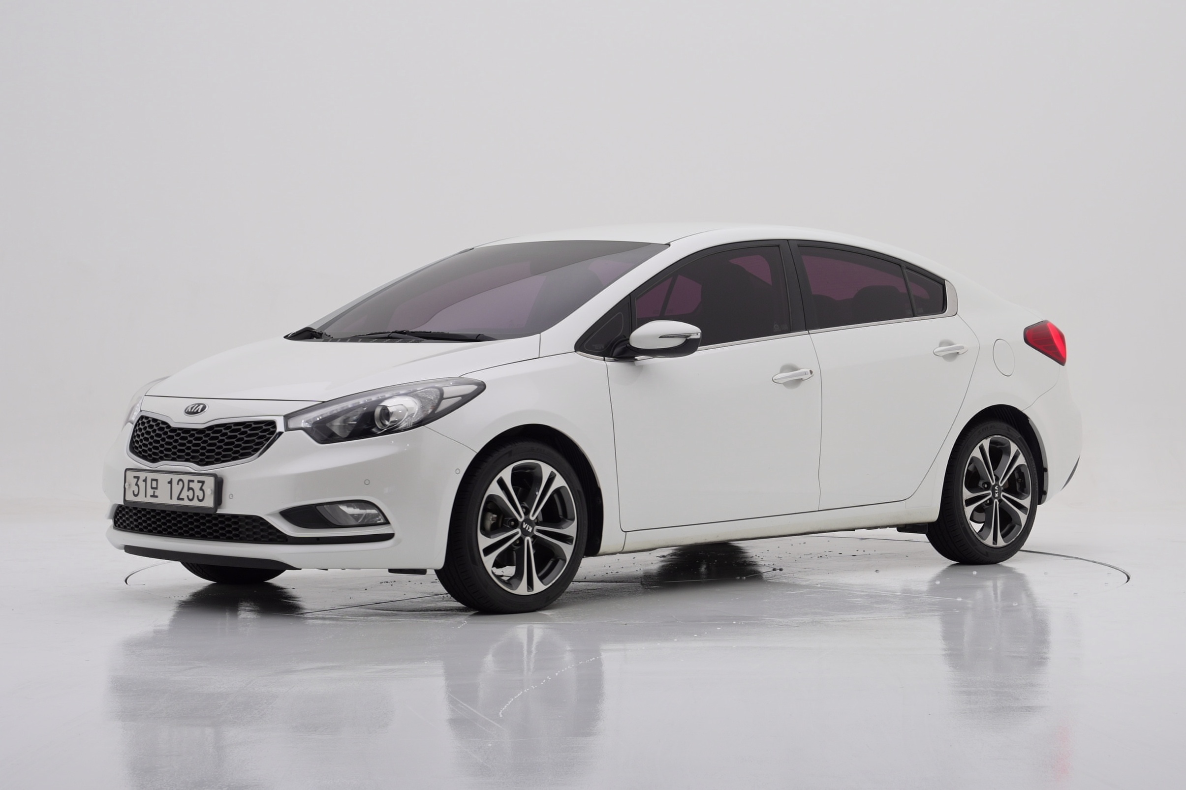 Kia K3 Noblesse